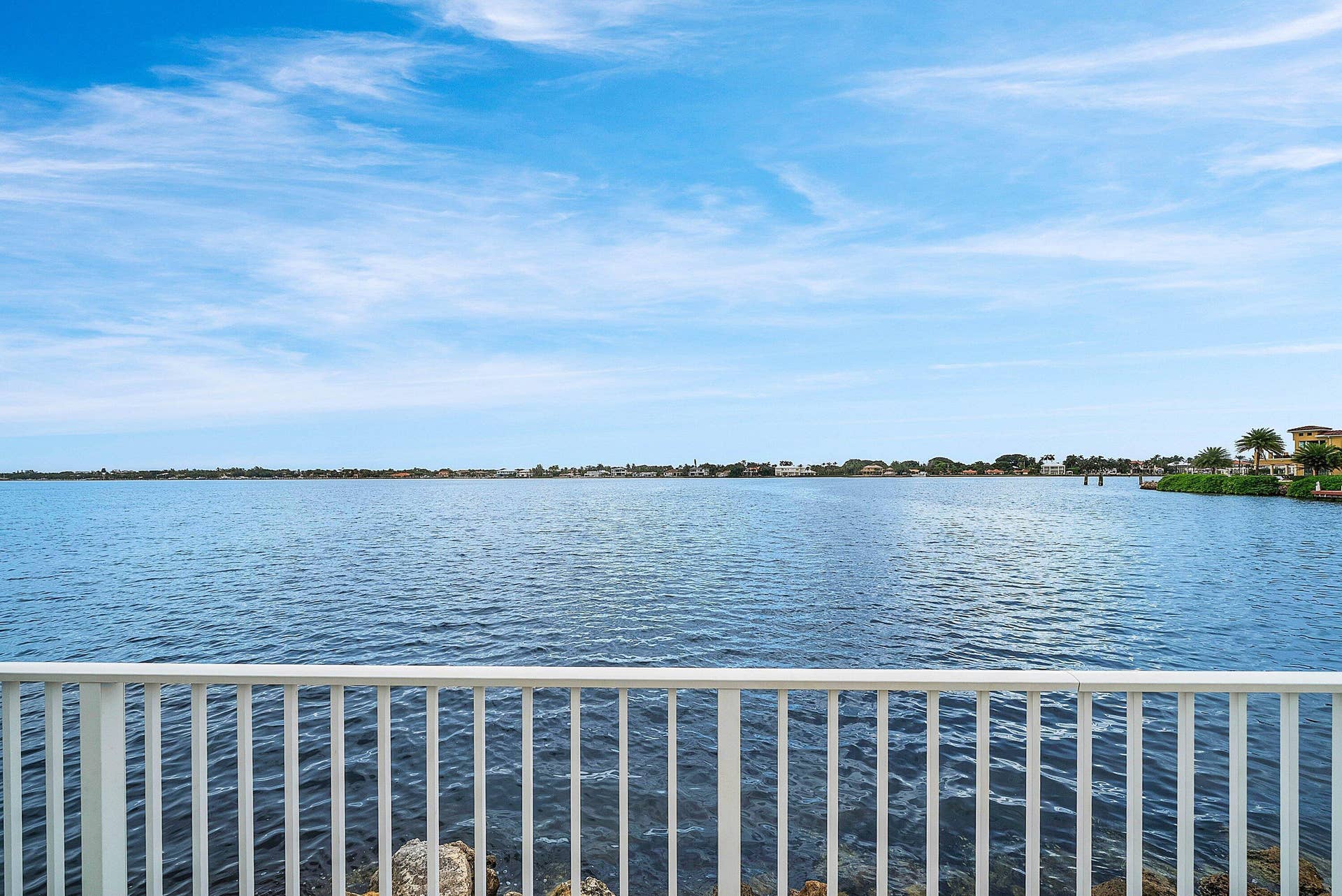 166 Barefoot Cove, Hypoluxo, FL 33462 Intracoastal