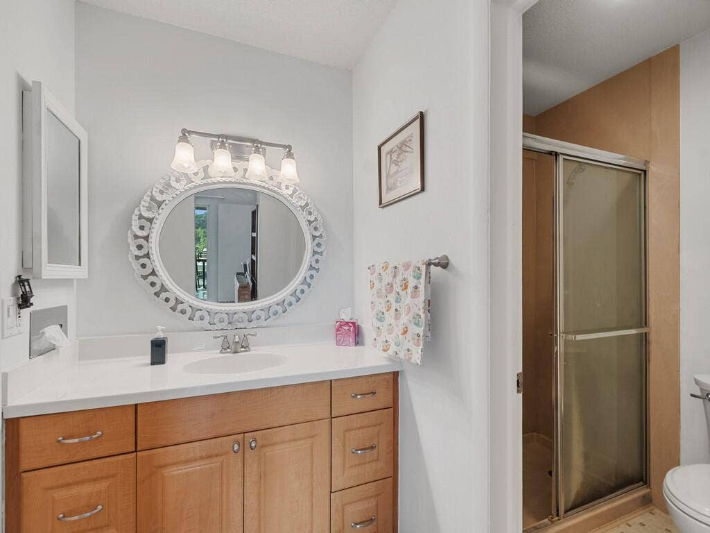 200 GREYTWIG Road, #213, Vero Beach, FL 32963 Image00018