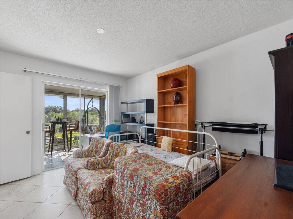 200 GREYTWIG Road, #213, Vero Beach, FL 32963 Image00017