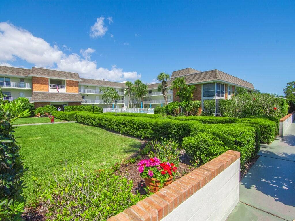 200 GREYTWIG Road, #213, Vero Beach, FL 32963 Image00034