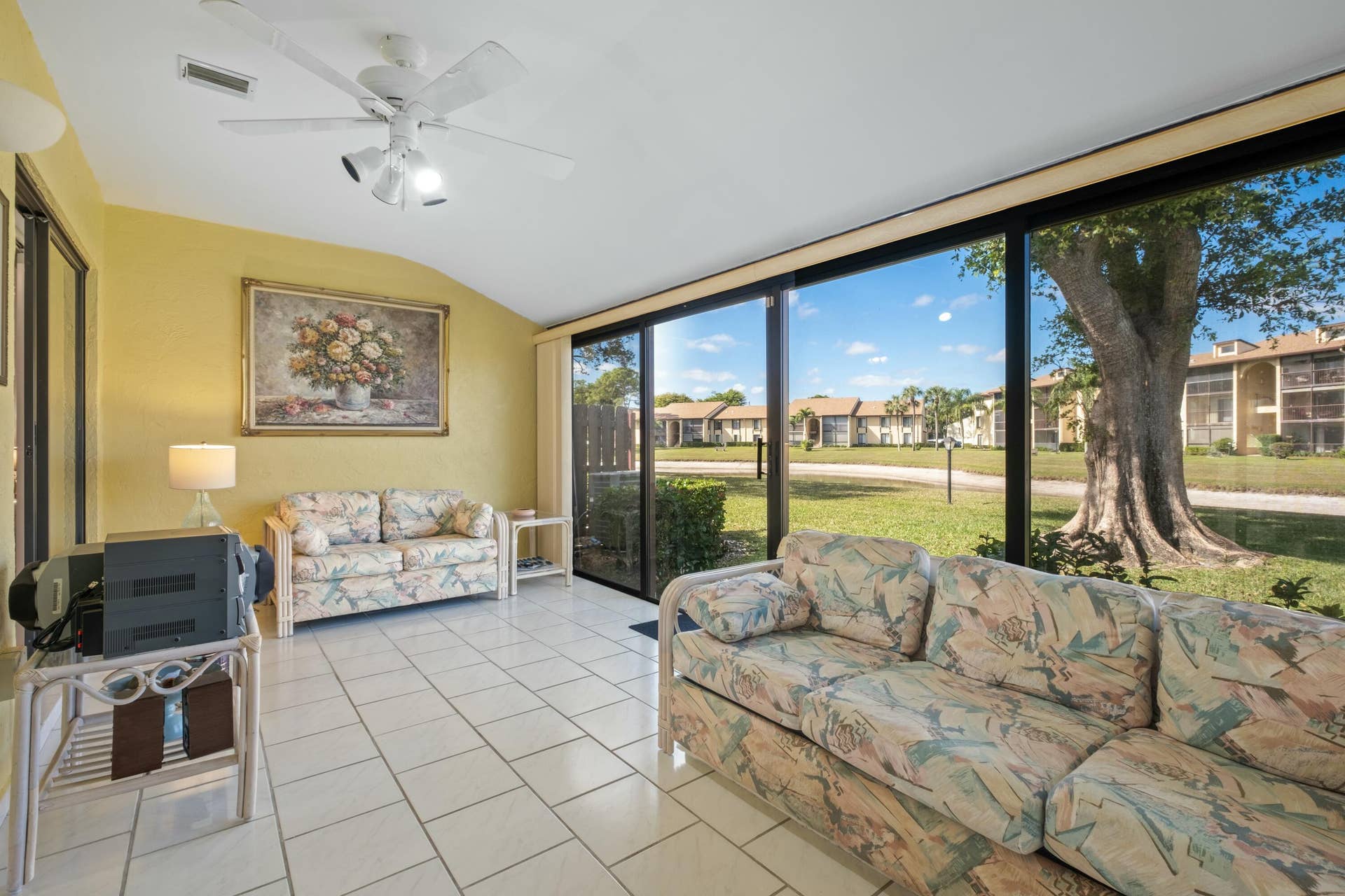 816 SKY PINE Way, #E, Greenacres, FL 33415 Nice Water View