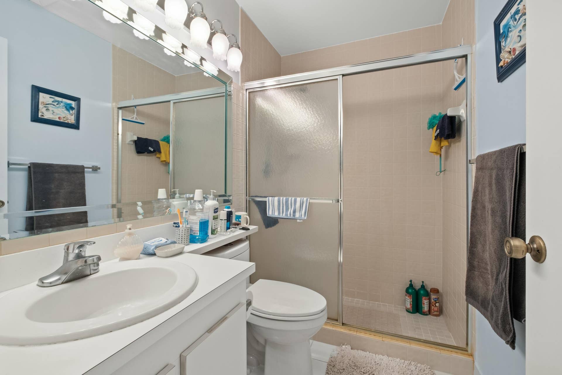816 SKY PINE Way, #E, Greenacres, FL 33415 Master Bath