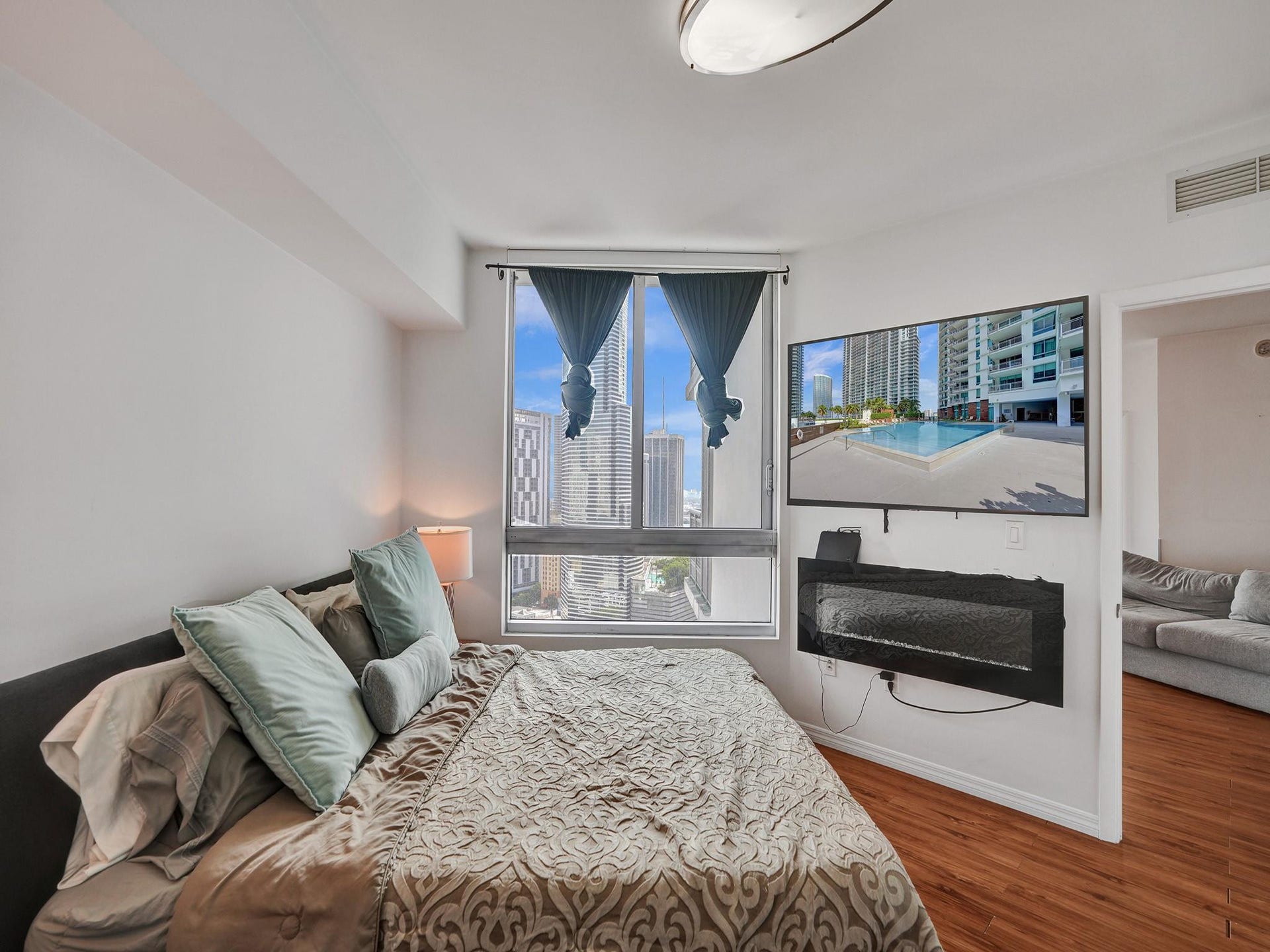350 S MIAMI Avenue, #2805, Miami, Miami, FL 33130 Photo 21