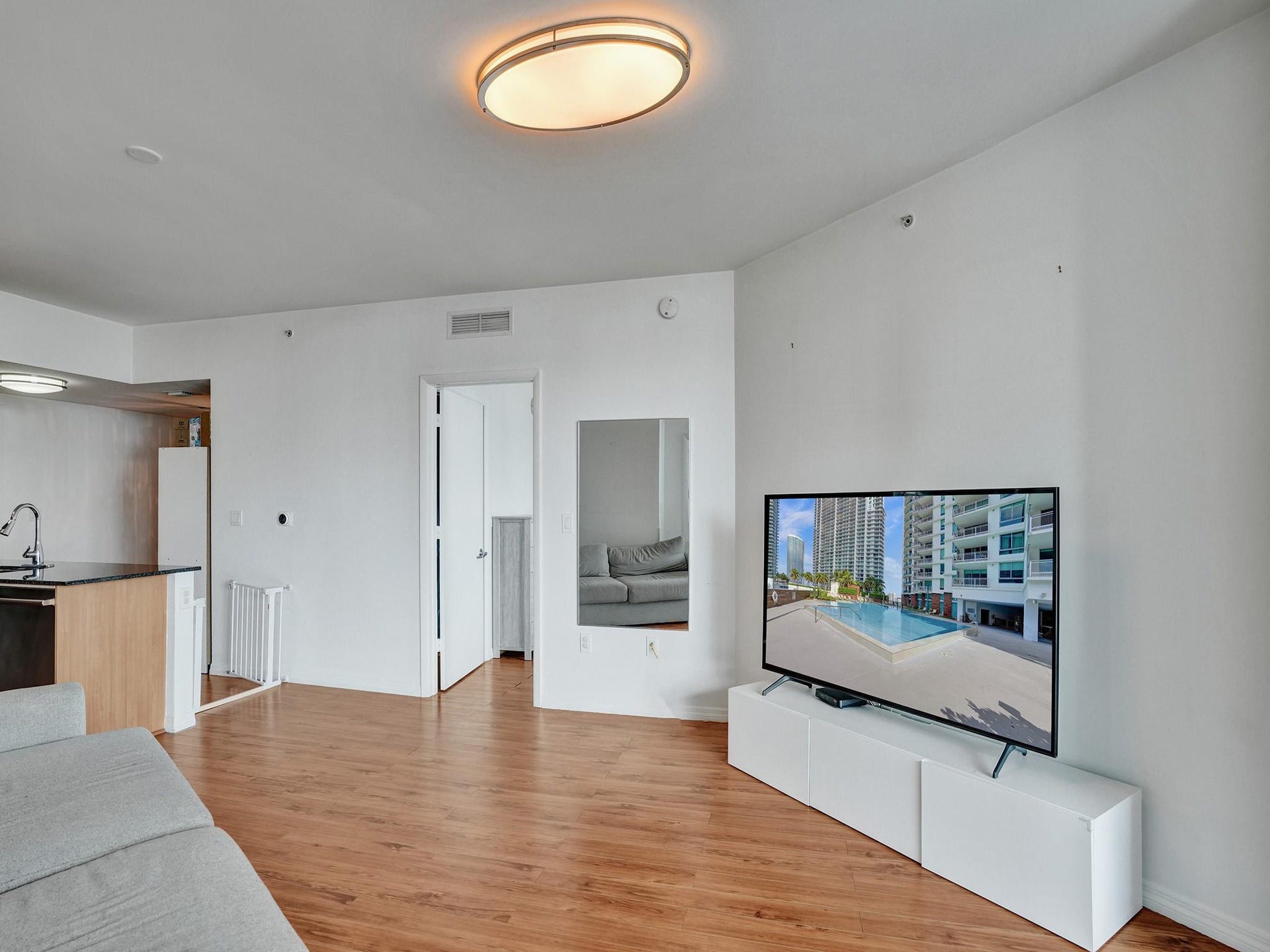 350 S MIAMI Avenue, #2805, Miami, Miami, FL 33130 Photo 16