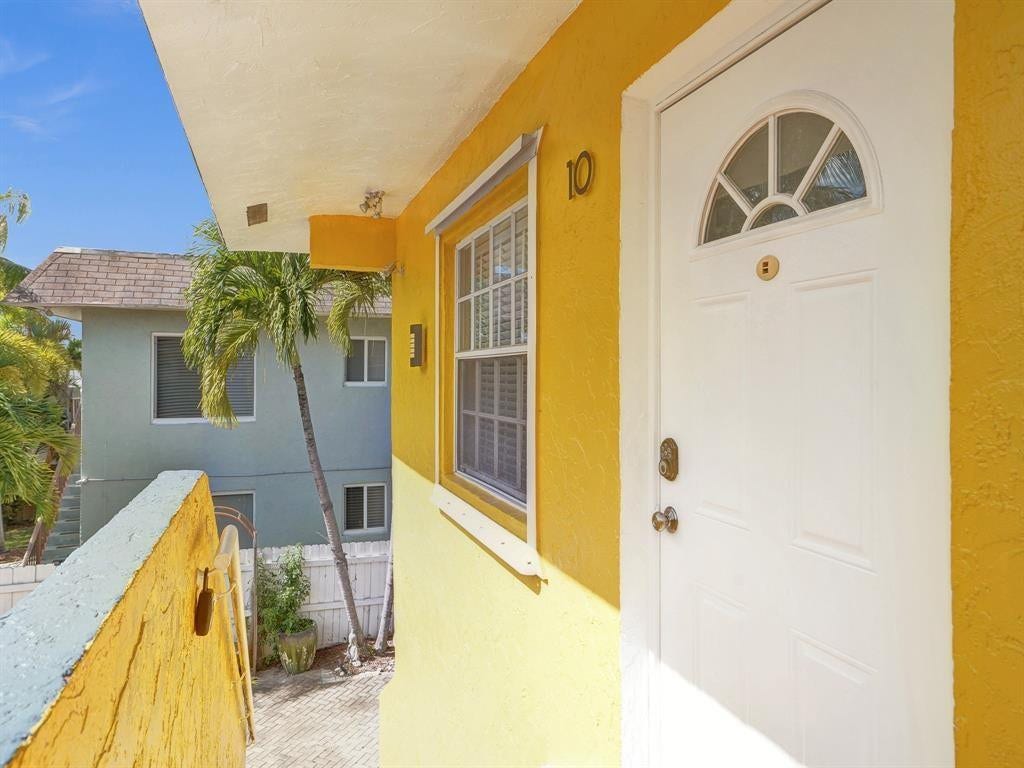 51 NE 24TH Street, #10, Wilton Manors, Wilton Manors, FL 33305 Photo 17