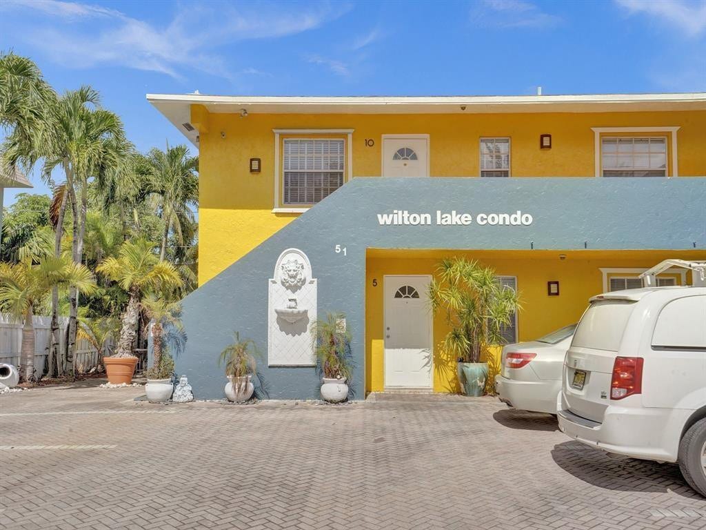 51 NE 24TH Street, #10, Wilton Manors, Wilton Manors, FL 33305 Photo 2