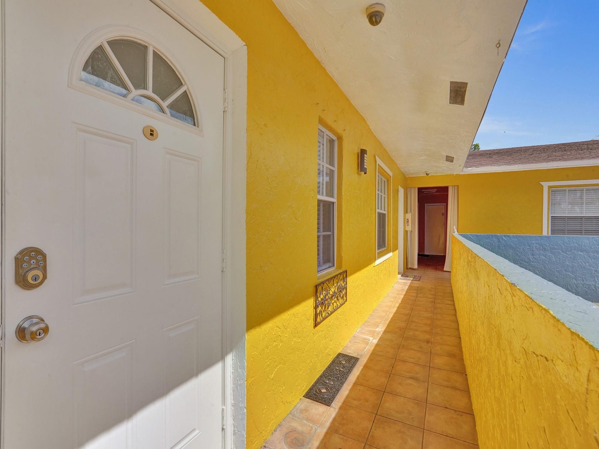 51 NE 24TH Street, #10, Wilton Manors, Wilton Manors, FL 33305 Photo 4