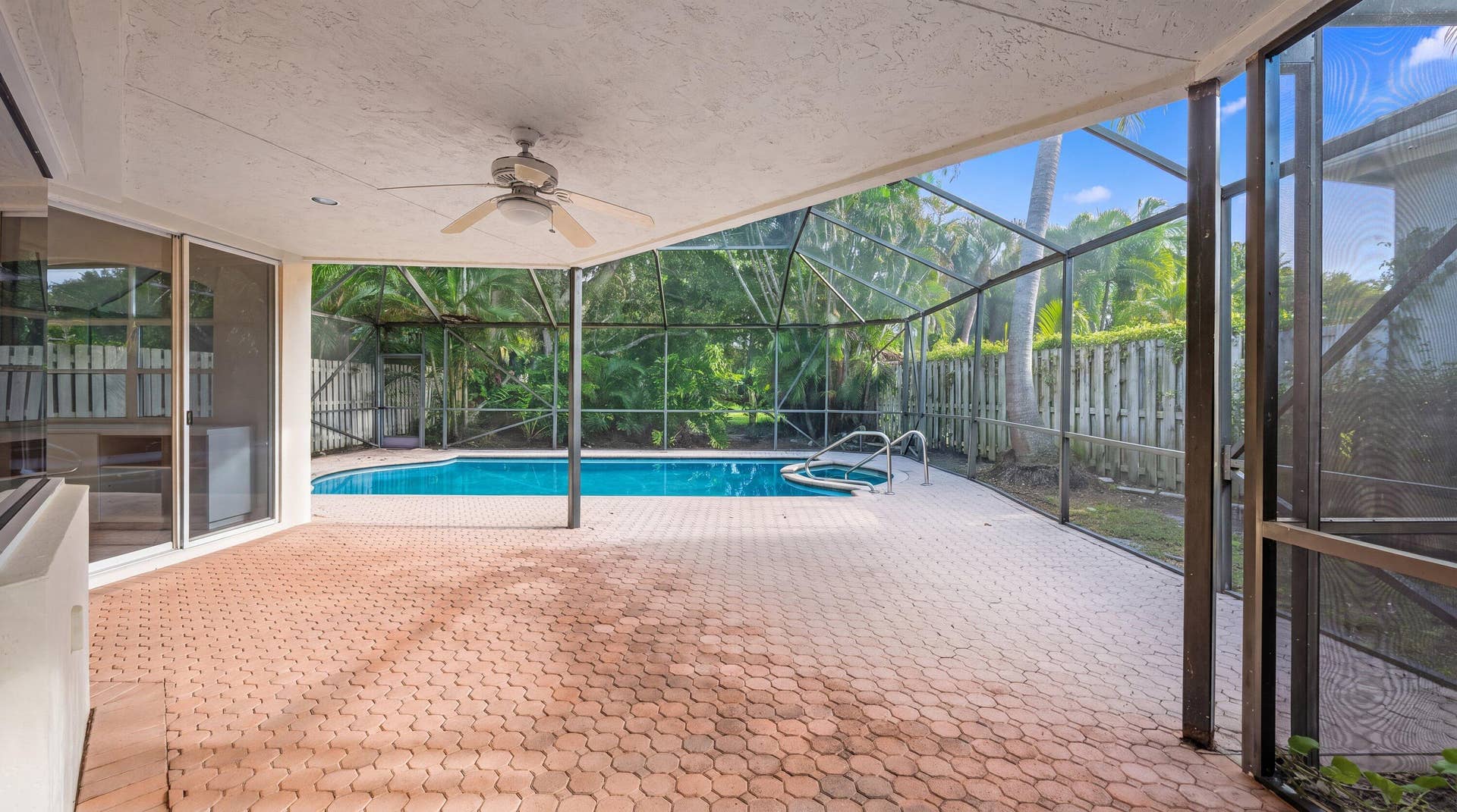 12563 MALLET Circle, Wellington, FL 33414 Covered patio