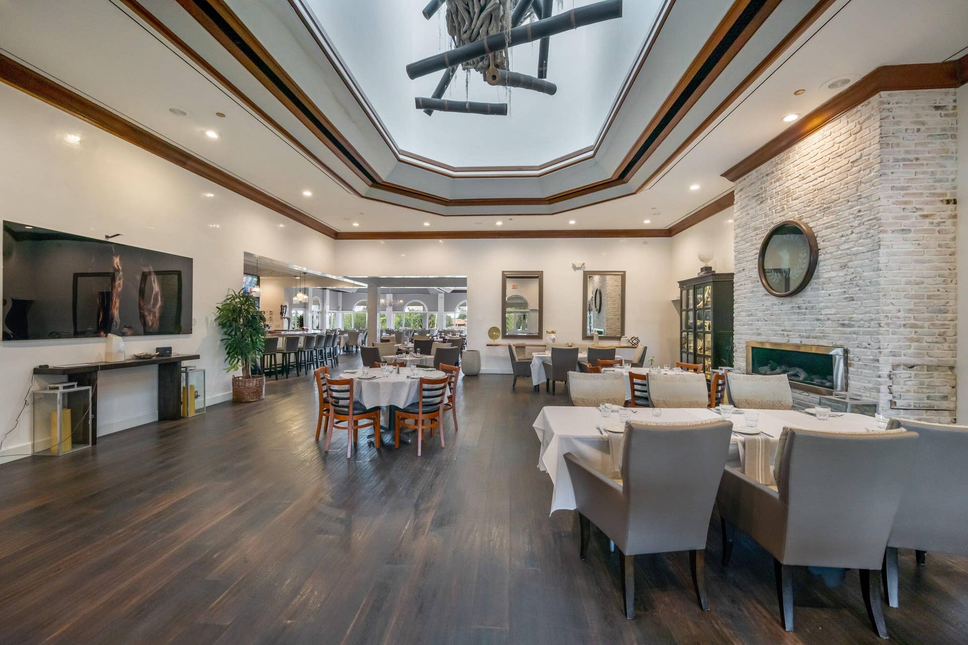 12563 MALLET Circle, Wellington, FL 33414 Restaurant