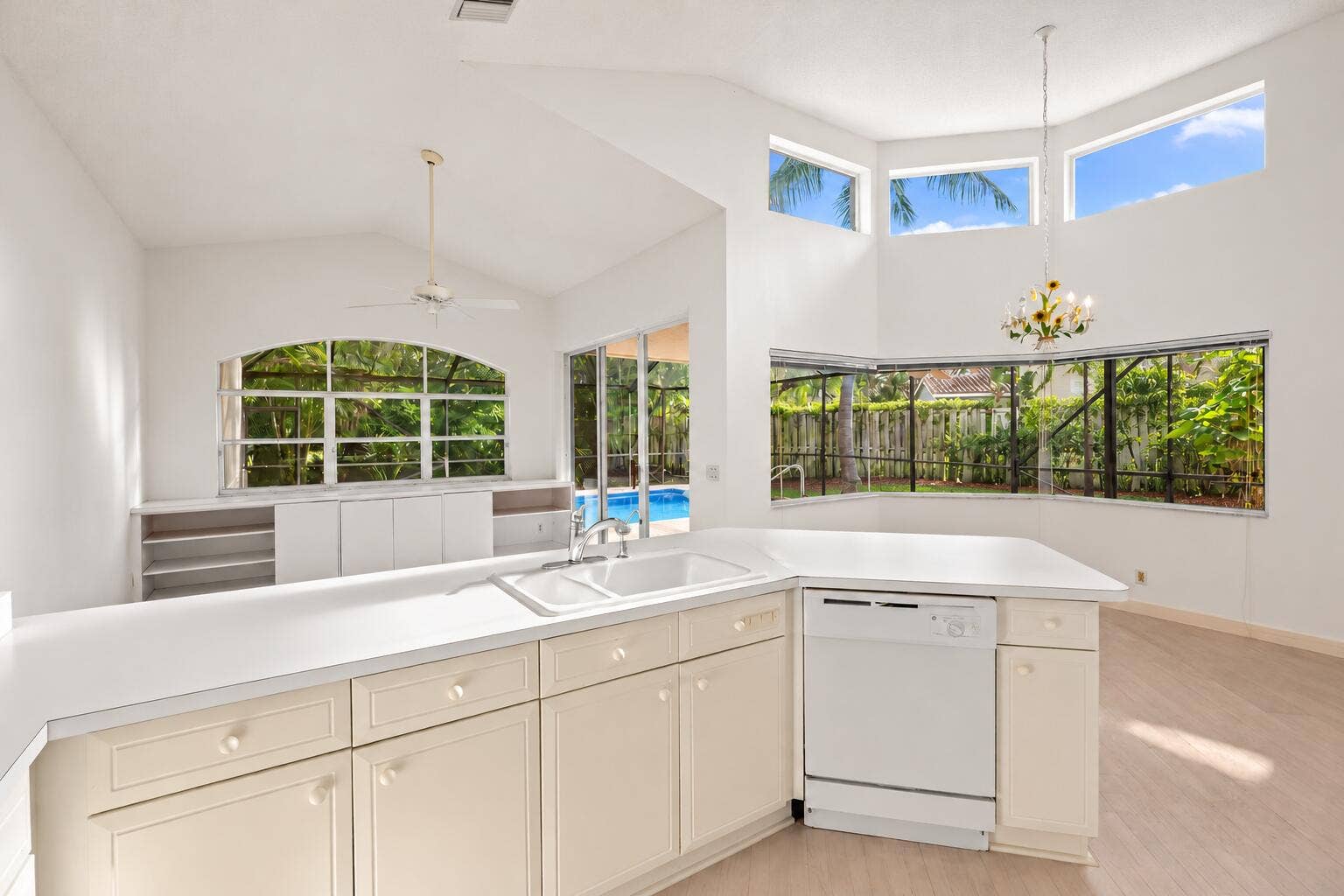 12563 MALLET Circle, Wellington, FL 33414 Kitchen view