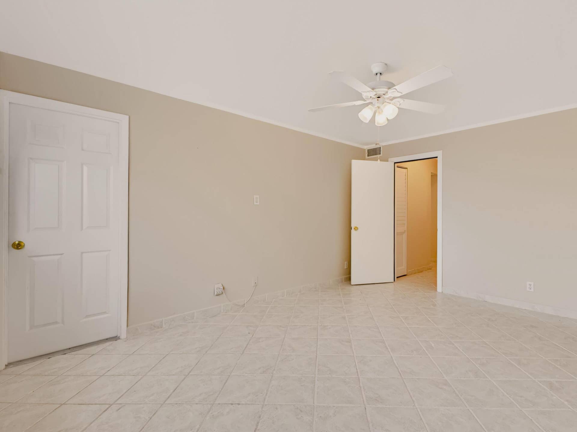 1425 ATLANTIC SHORES Boulevard, #307, Hallandale Beach, FL 33009 Bedroom 2