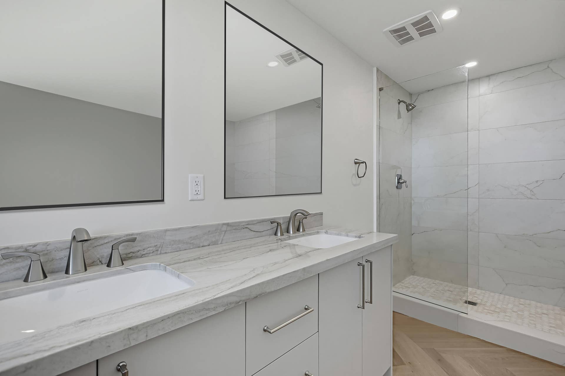 888 INTRACOASTAL Drive, #16E, Fort Lauderdale, FL 33304 iuse13