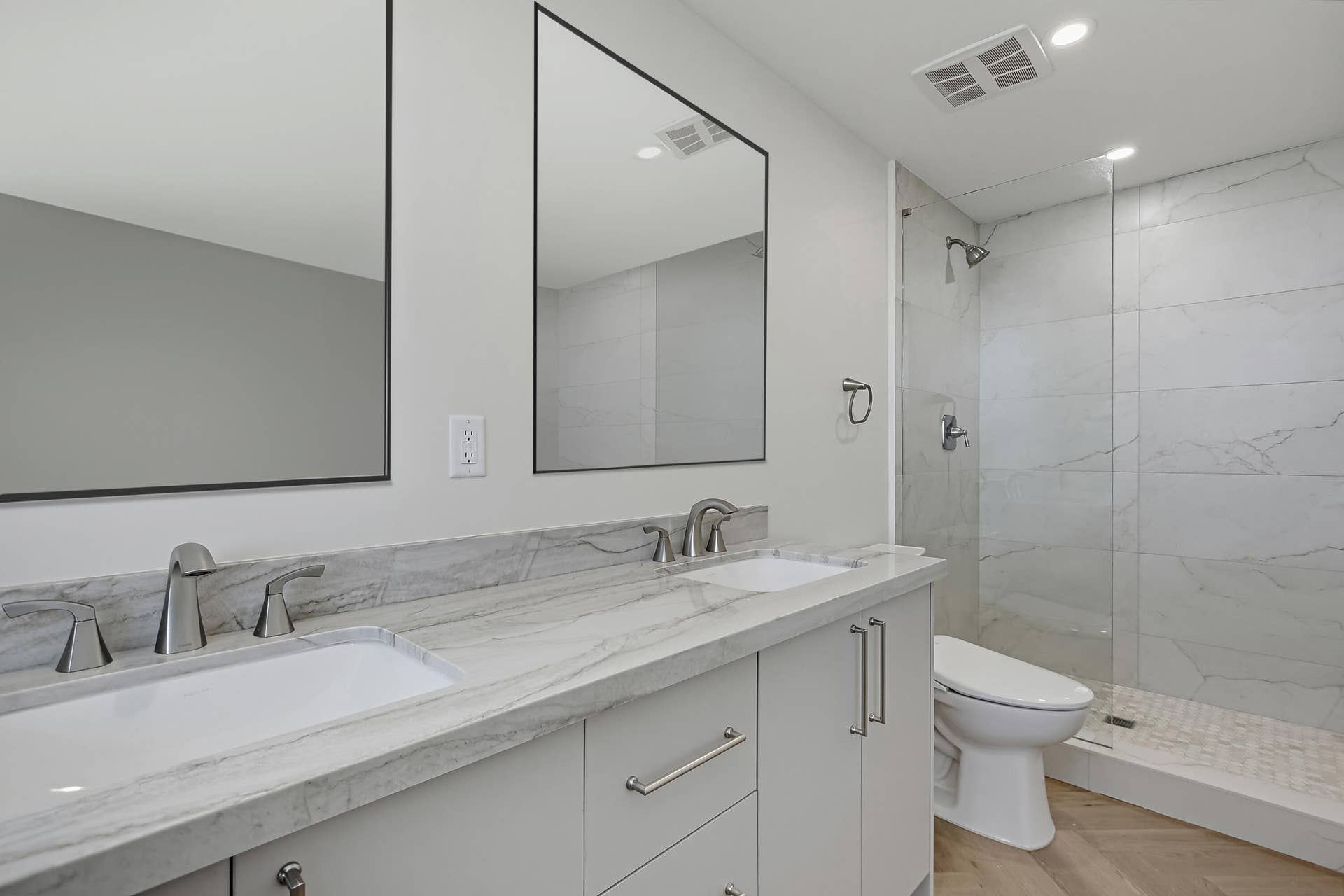 888 INTRACOASTAL Drive, #16E, Fort Lauderdale, FL 33304 iuse12