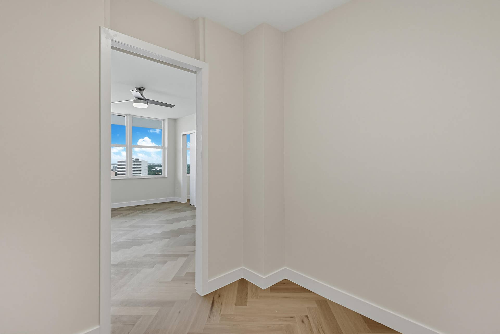 888 INTRACOASTAL Drive, #16E, Fort Lauderdale, FL 33304 iuse15