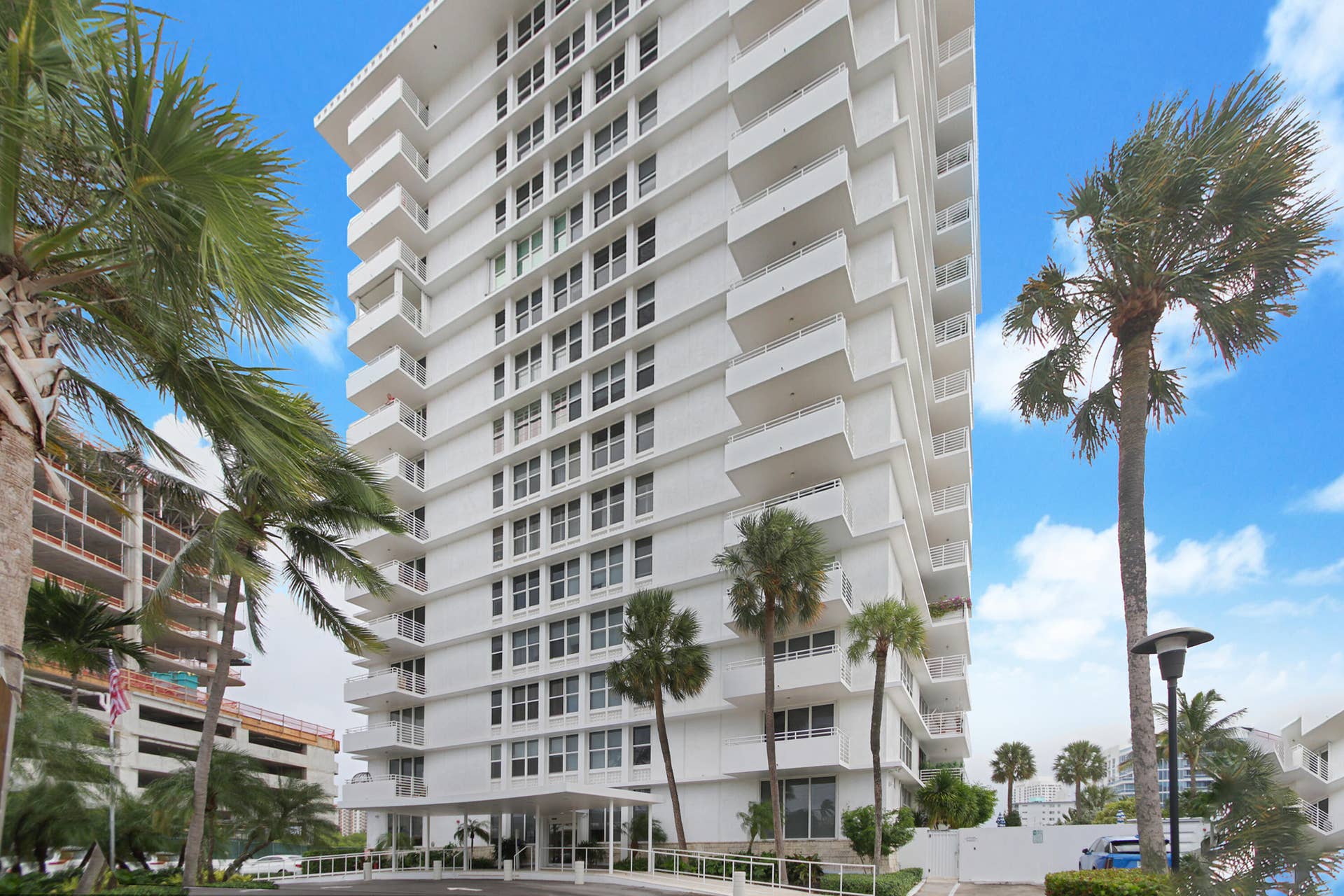 888 INTRACOASTAL Drive, #16E, Fort Lauderdale, FL 33304 iuse19