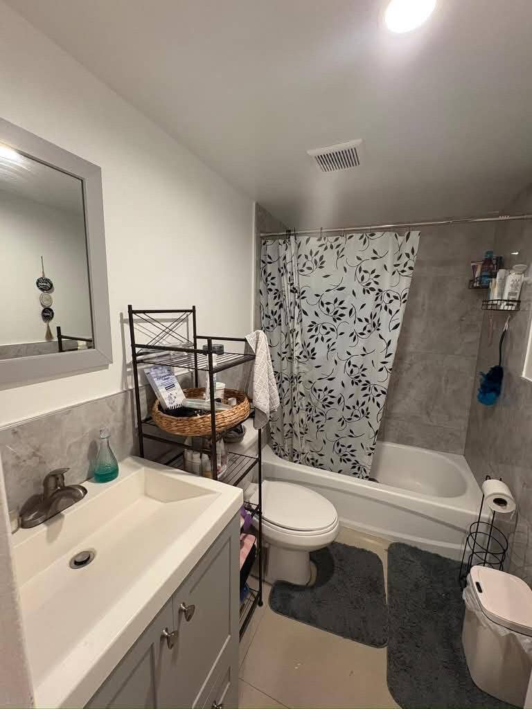 6990 NW 186TH Street, #4-105, Hialeah, FL 33015 PHOTO-2026-10-26-15-54-33