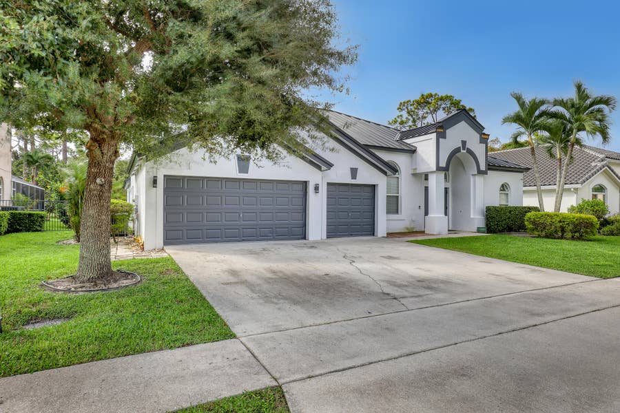 Property photo for 15818 Glen Willow Lane, Wellington, FL