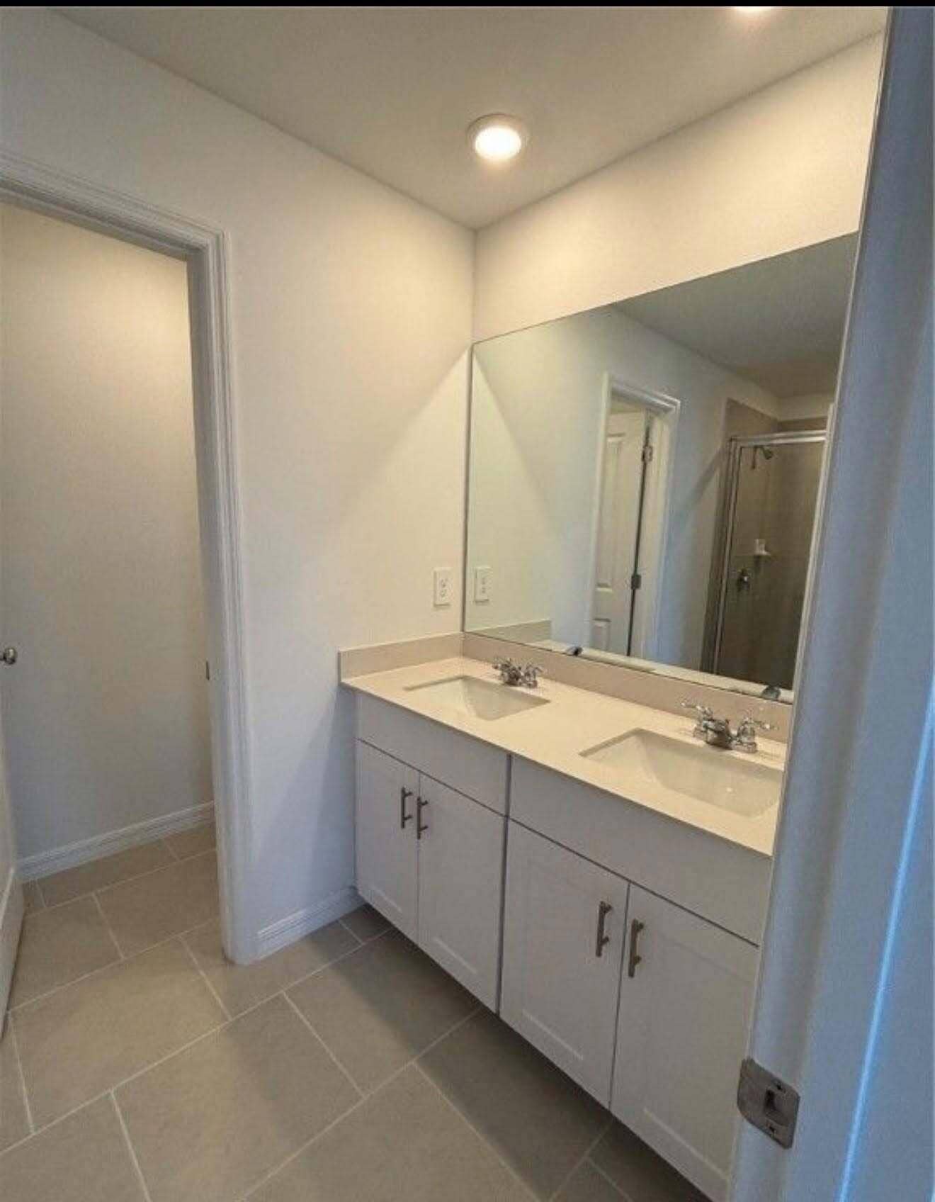17489 MONTE ISOLA Way, North Fort Myers, FL 33917 PHOTO-2026-10-26-15-54-40 3
