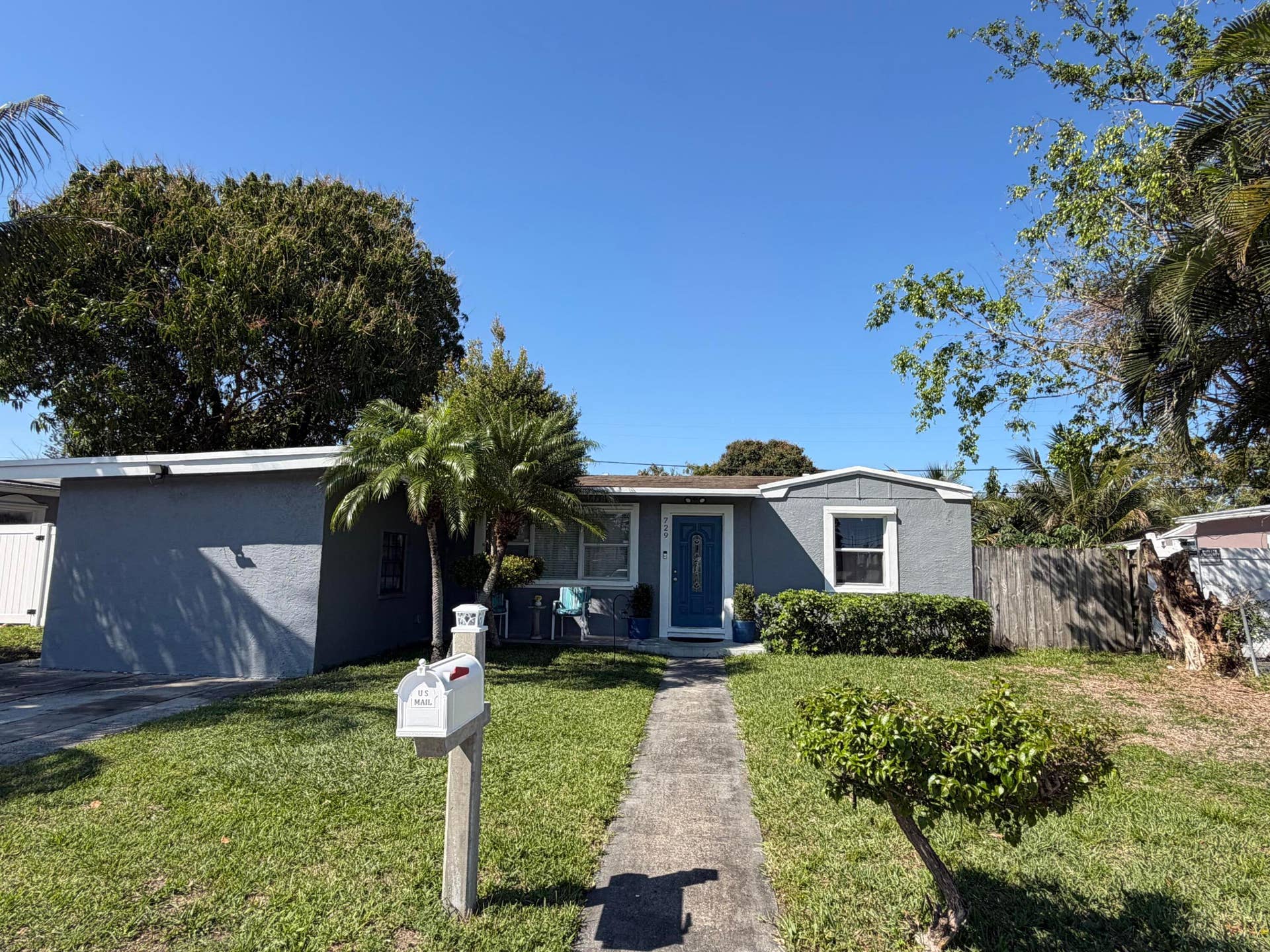 729 Cherry Road, West Palm Beach, FL 33409 IMG_2036