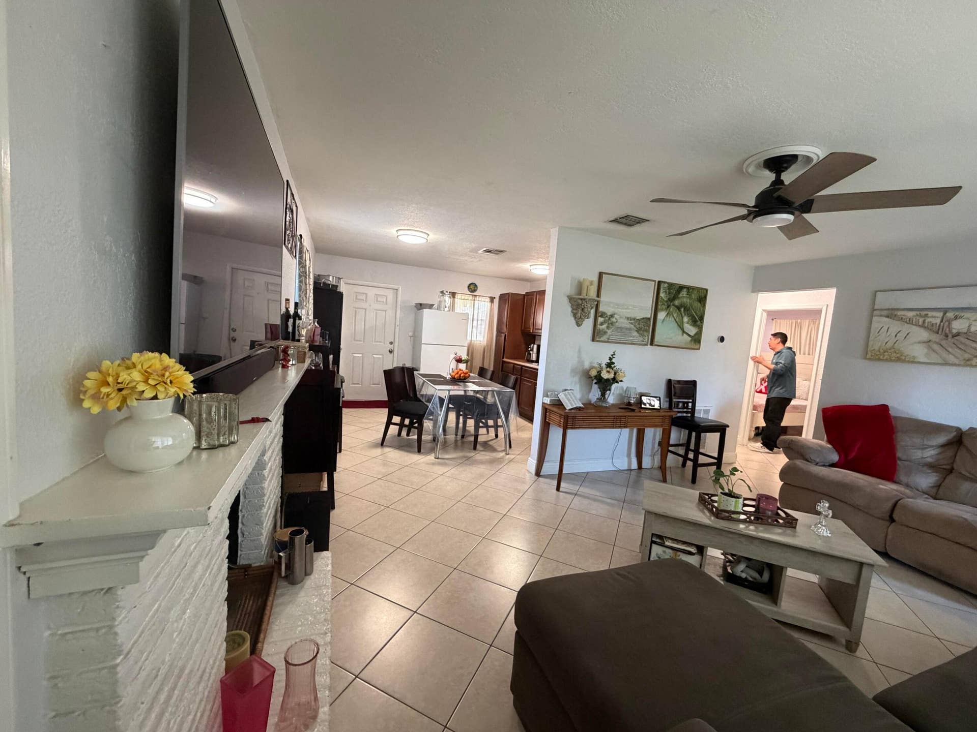 729 Cherry Road, West Palm Beach, FL 33409 IMG_2049