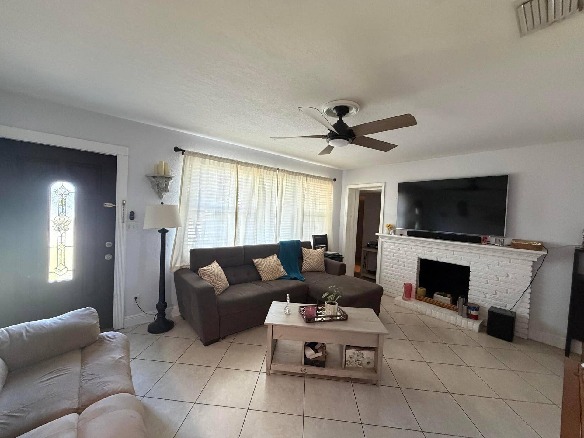 729 Cherry Road, West Palm Beach, FL 33409 IMG_2059