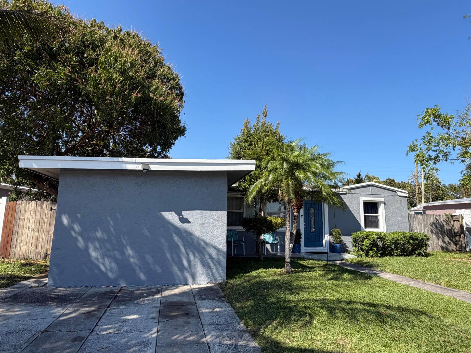 729 Cherry Road, West Palm Beach, FL 33409 IMG_2040