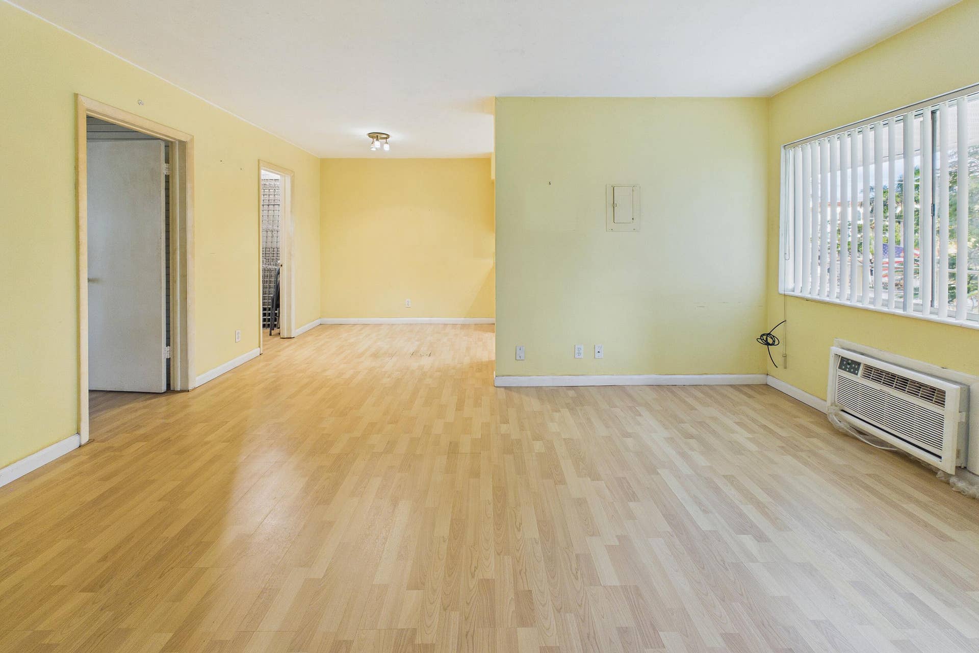 11 SW 4TH Avenue, #20, Boca Raton, FL 33432 CAM06286G6-PR0042-STILL024