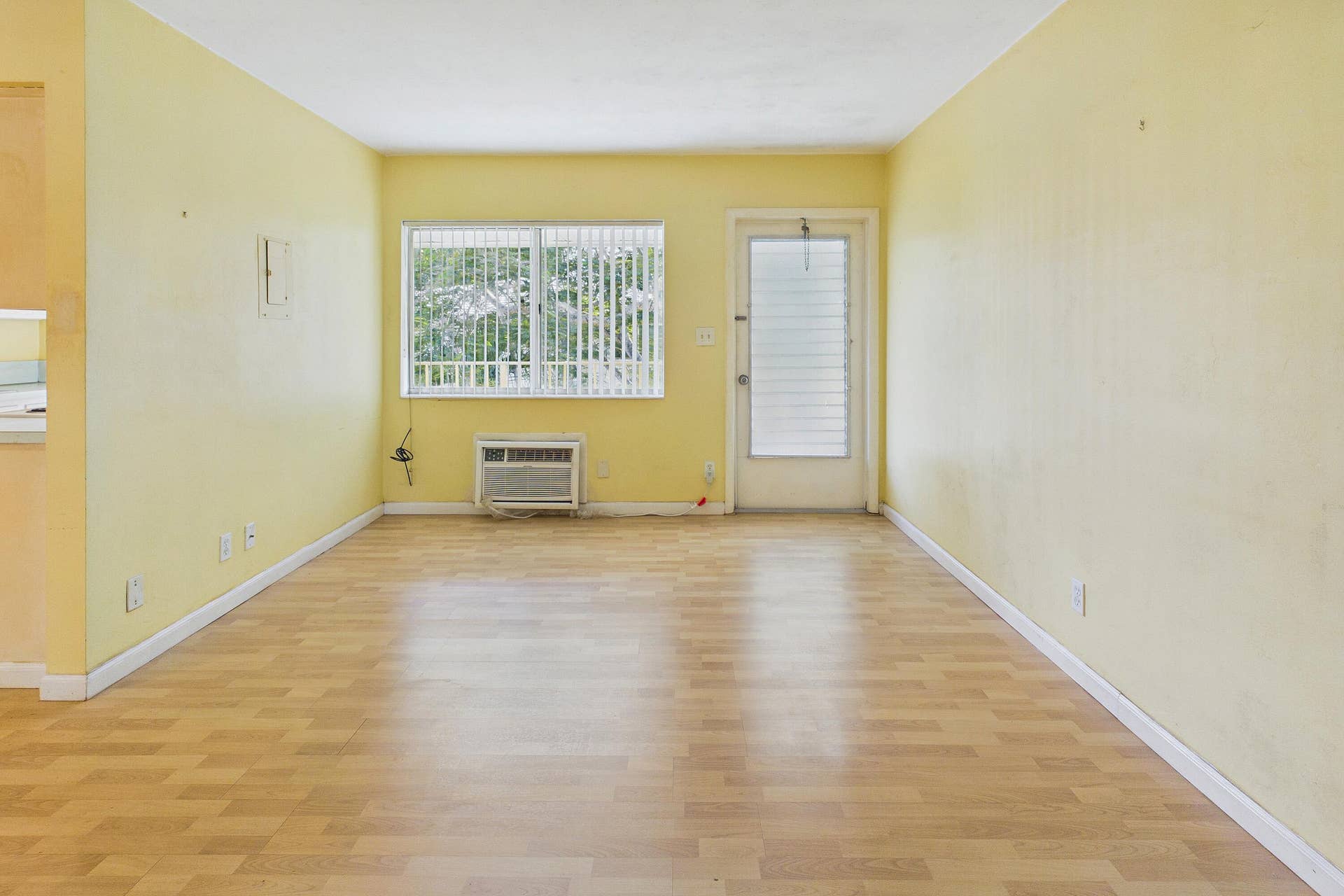 11 SW 4TH Avenue, #20, Boca Raton, FL 33432 CAM06286G6-PR0042-STILL012