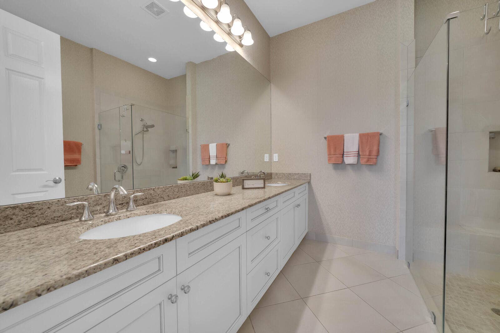 14982 Barletta Way, Delray Beach, FL 33446 Primary Bathroom