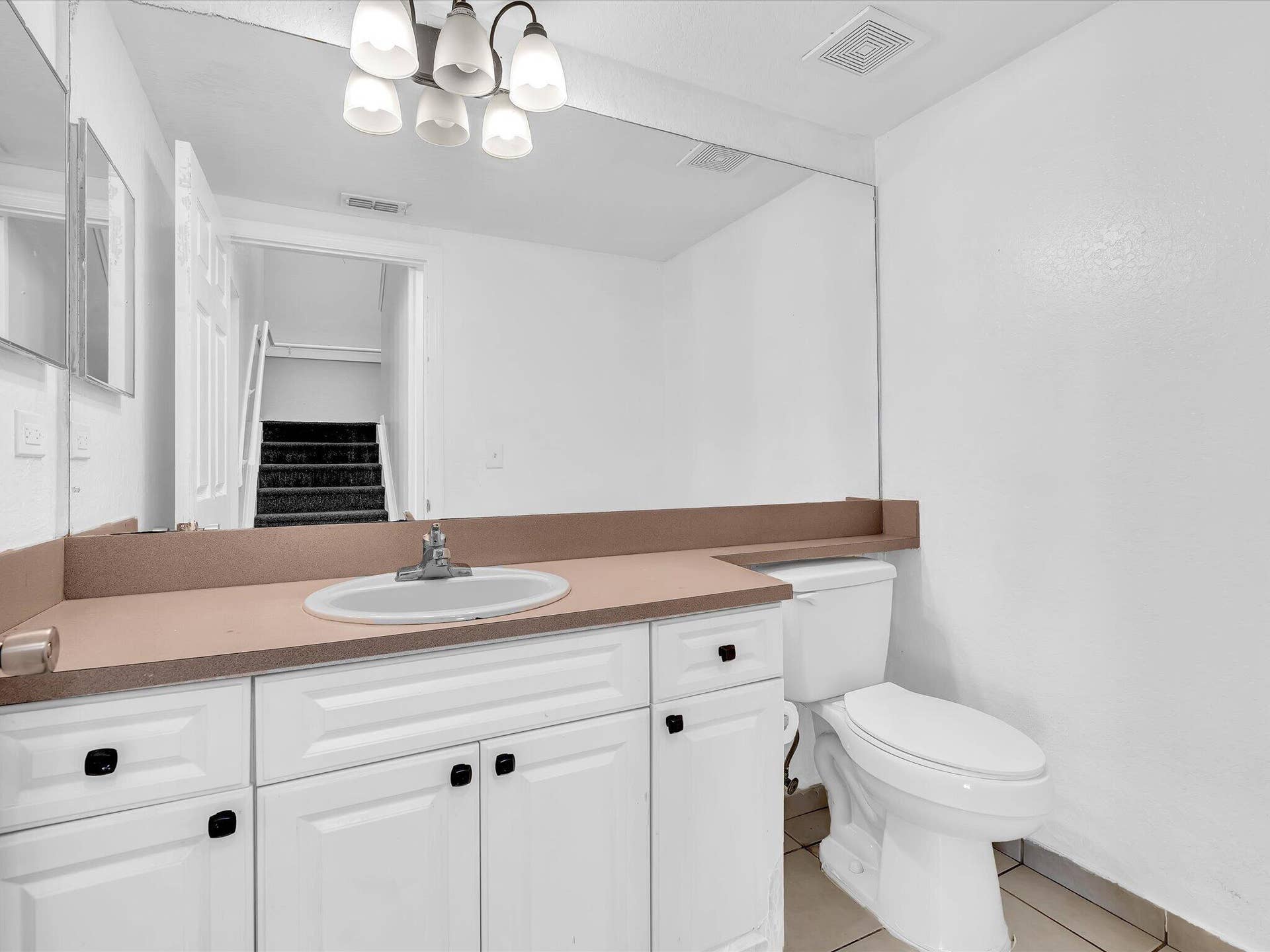 6450 W SAMPLE Road, #6450, Coral Springs, FL 33067 Main Floor Half Bathroom