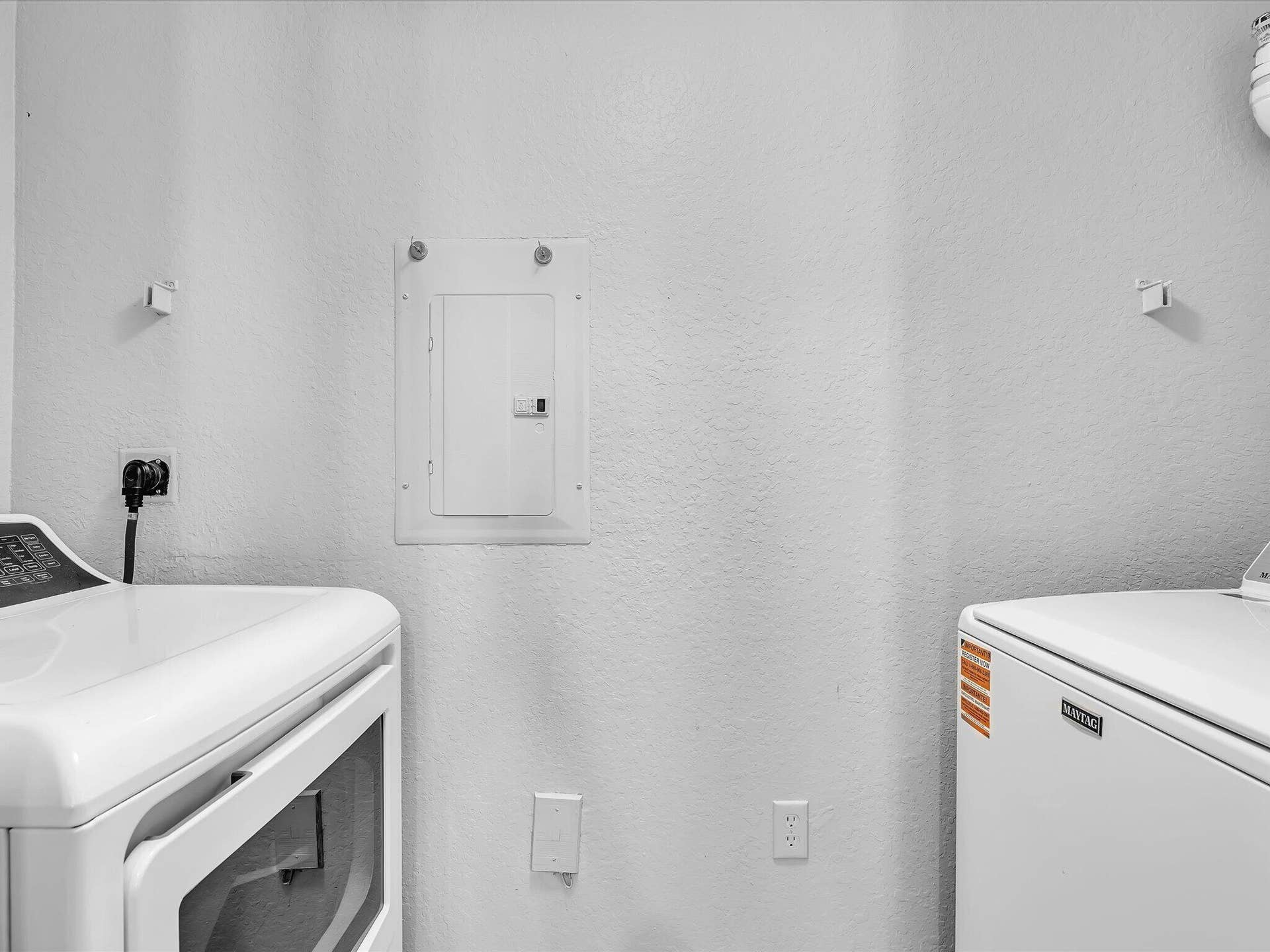 6450 W SAMPLE Road, #6450, Coral Springs, FL 33067 Washer and Dryer