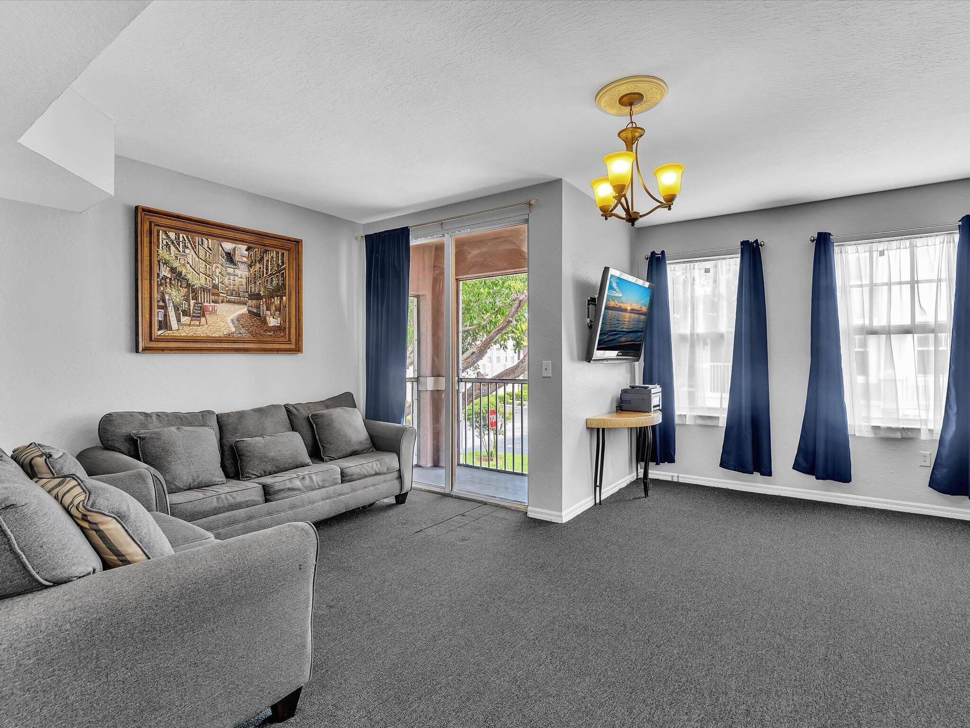 6450 W SAMPLE Road, #6450, Coral Springs, FL 33067 Living Area