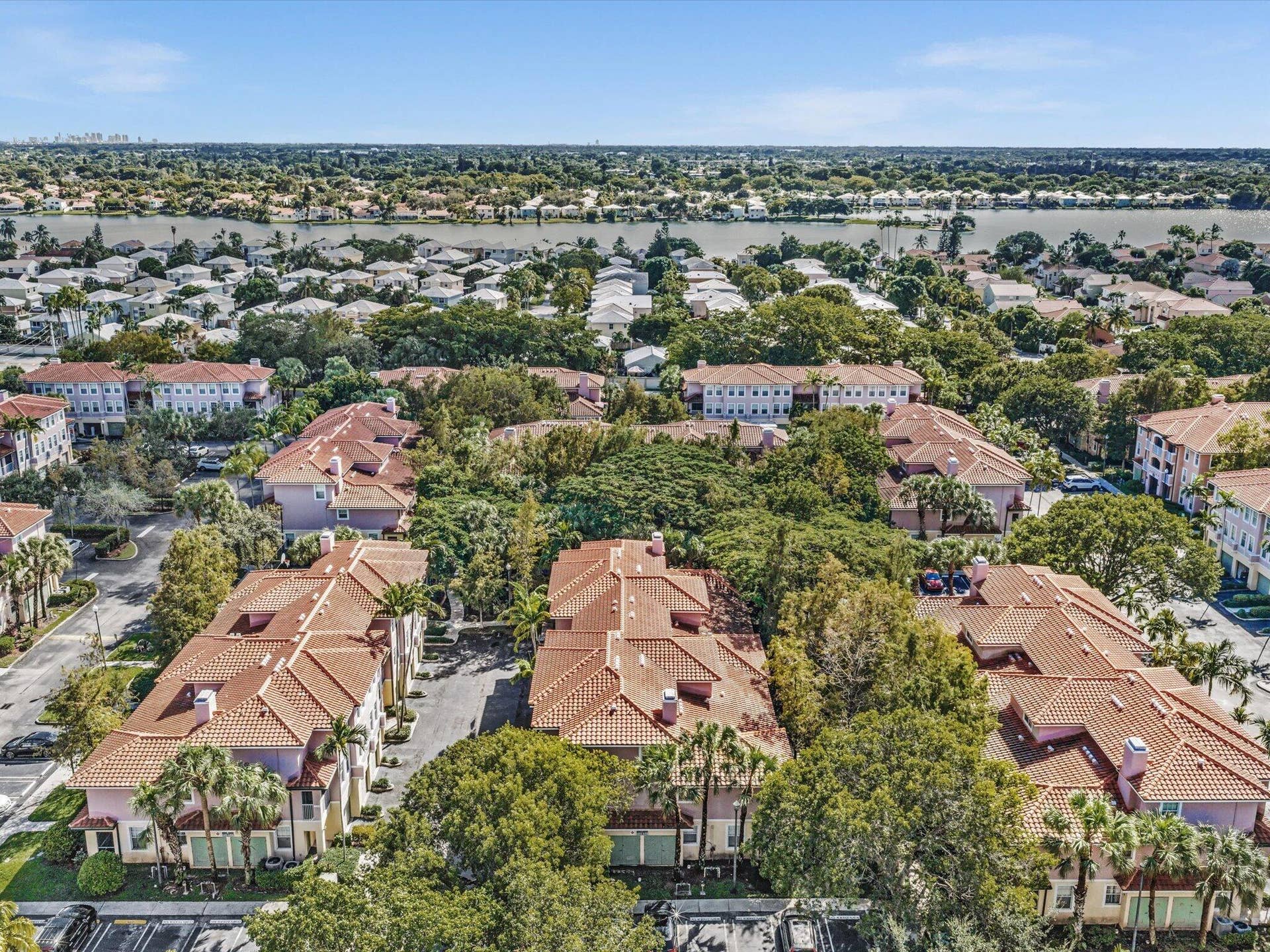 6450 W SAMPLE Road, #6450, Coral Springs, FL 33067 Great Community