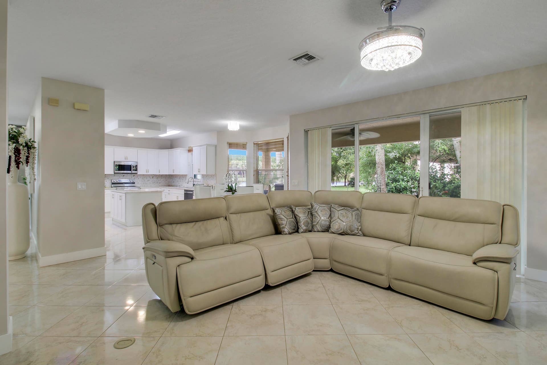 2174 Balsan Way, Wellington, FL 33414 House-16