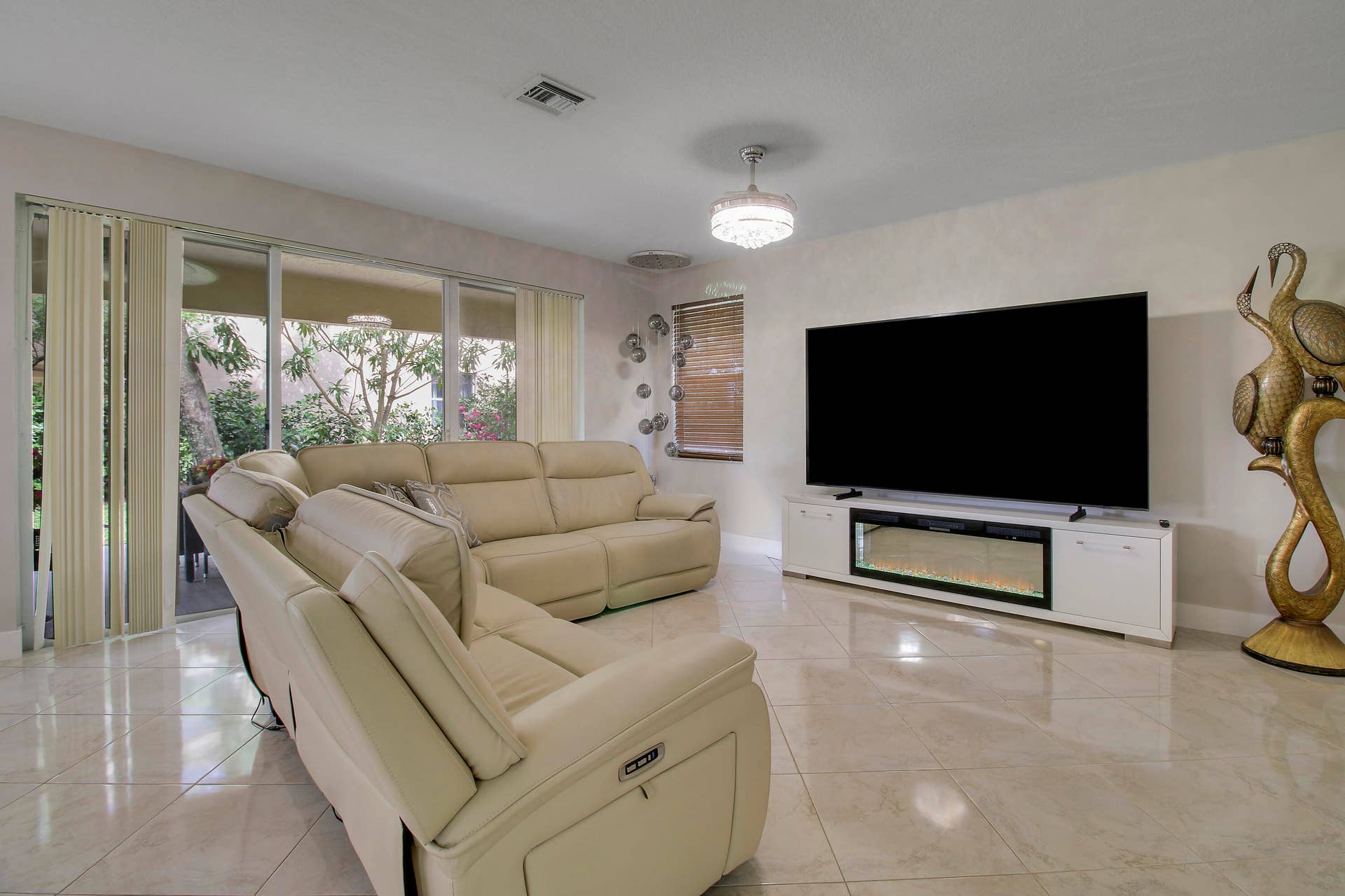 2174 Balsan Way, Wellington, FL 33414 House-13