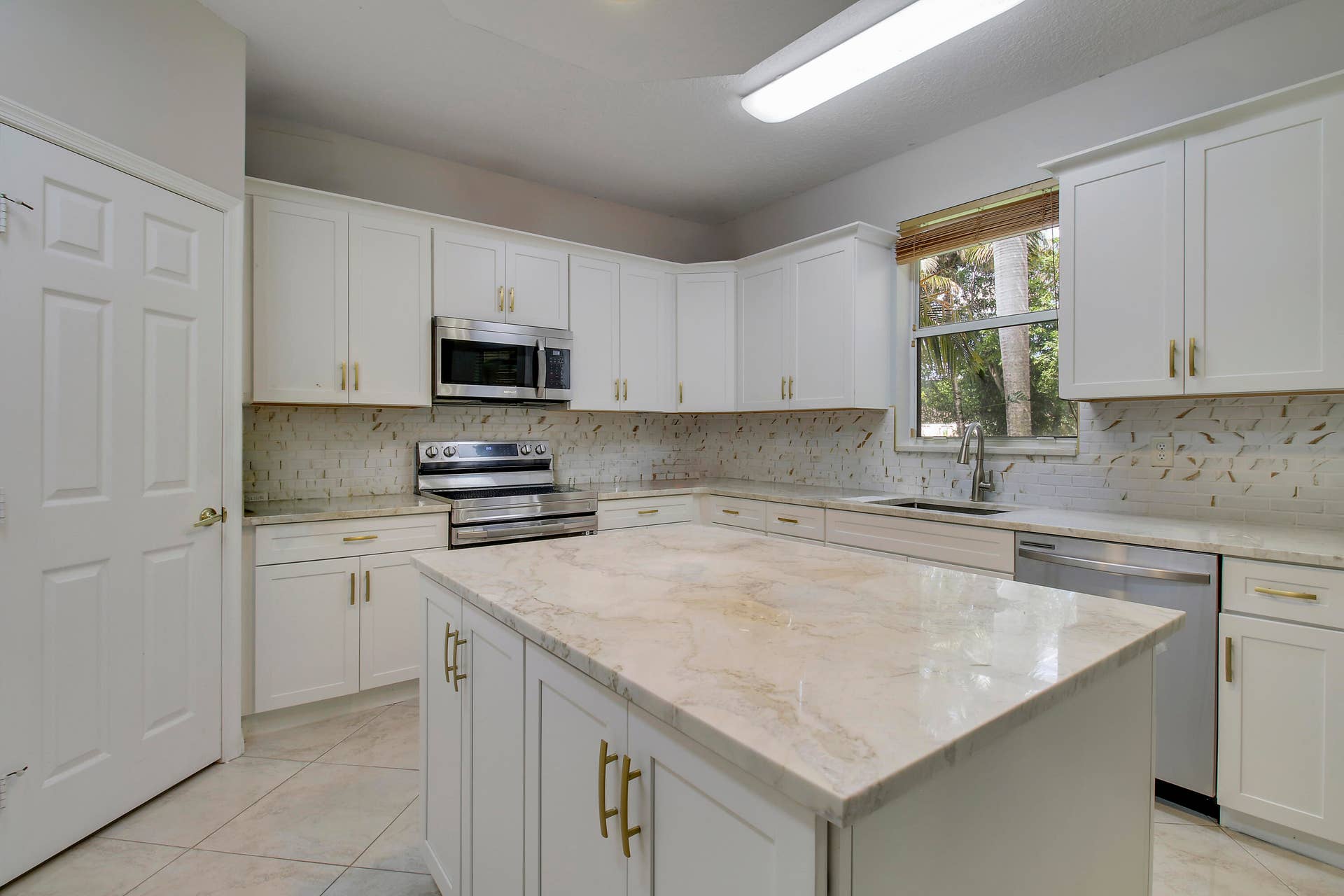 2174 Balsan Way, Wellington, FL 33414 House-19