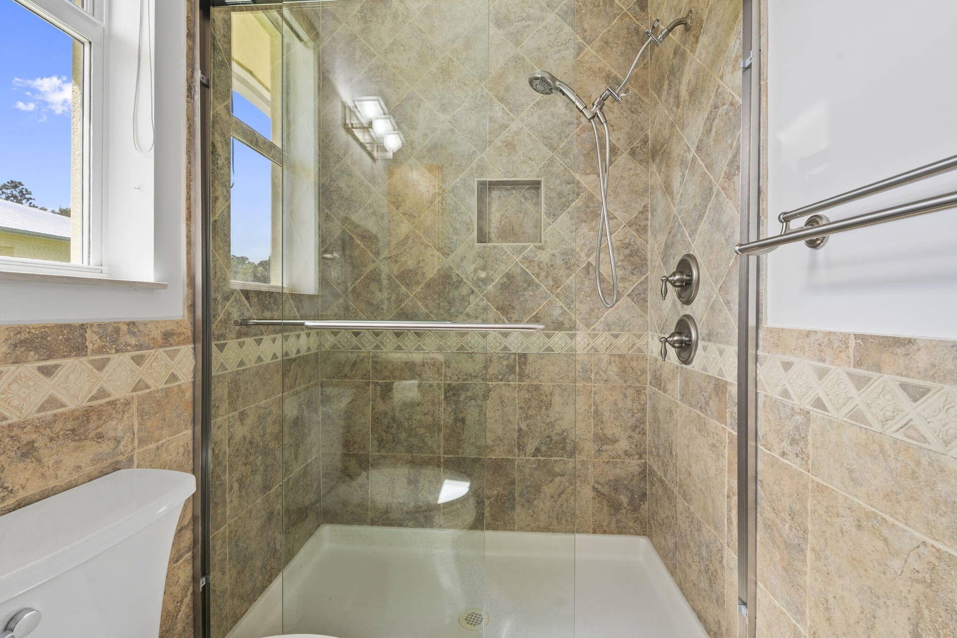 5002 SW Markel Street, Palm City, FL 34990 51-web-or-mls-DSC01478