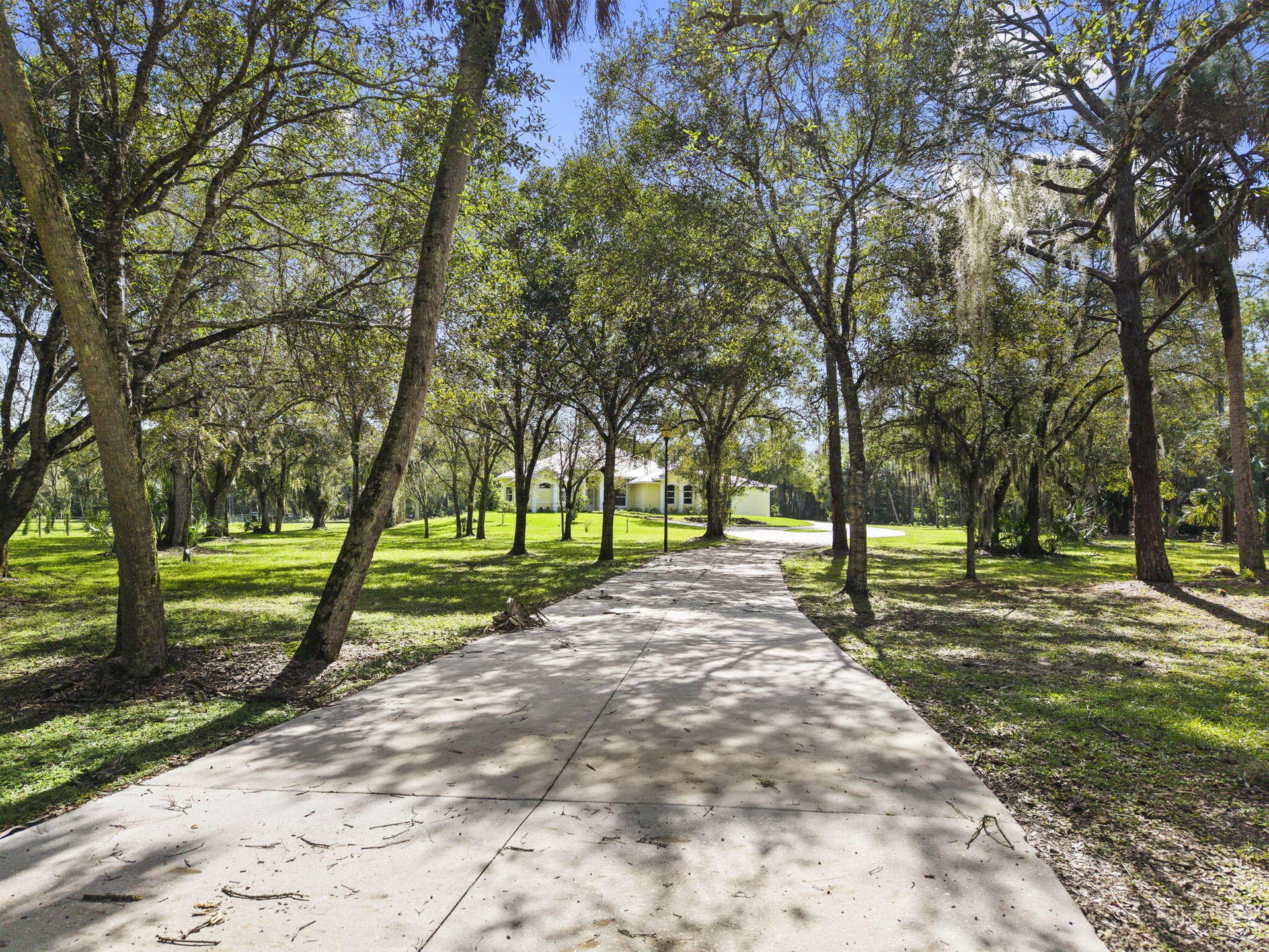 5002 SW Markel Street, Palm City, FL 34990 17-web-or-mls-DJI_20261026141632_0165_D