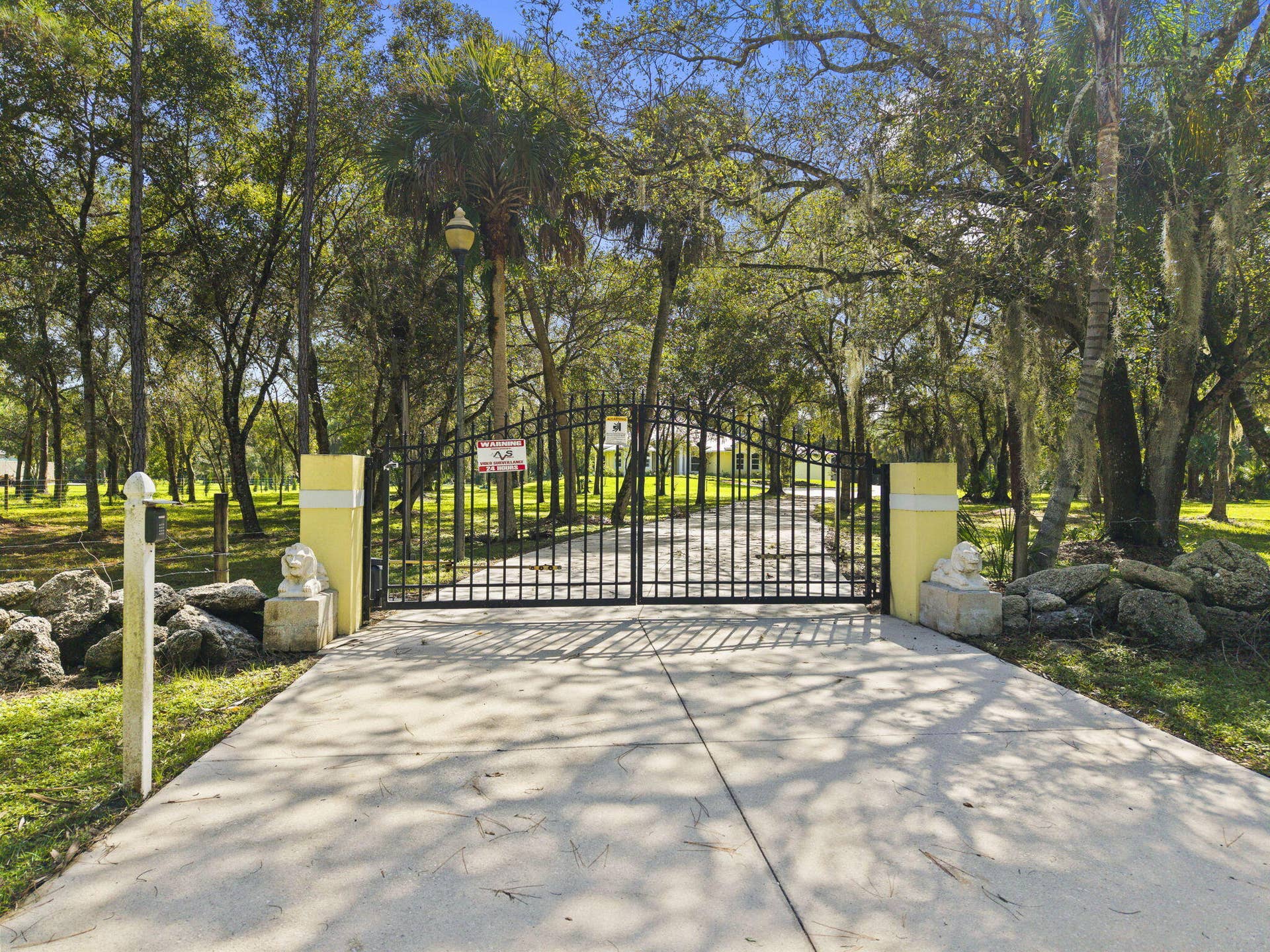 5002 SW Markel Street, Palm City, FL 34990 15-web-or-mls-DJI_20261026141523_0159_D