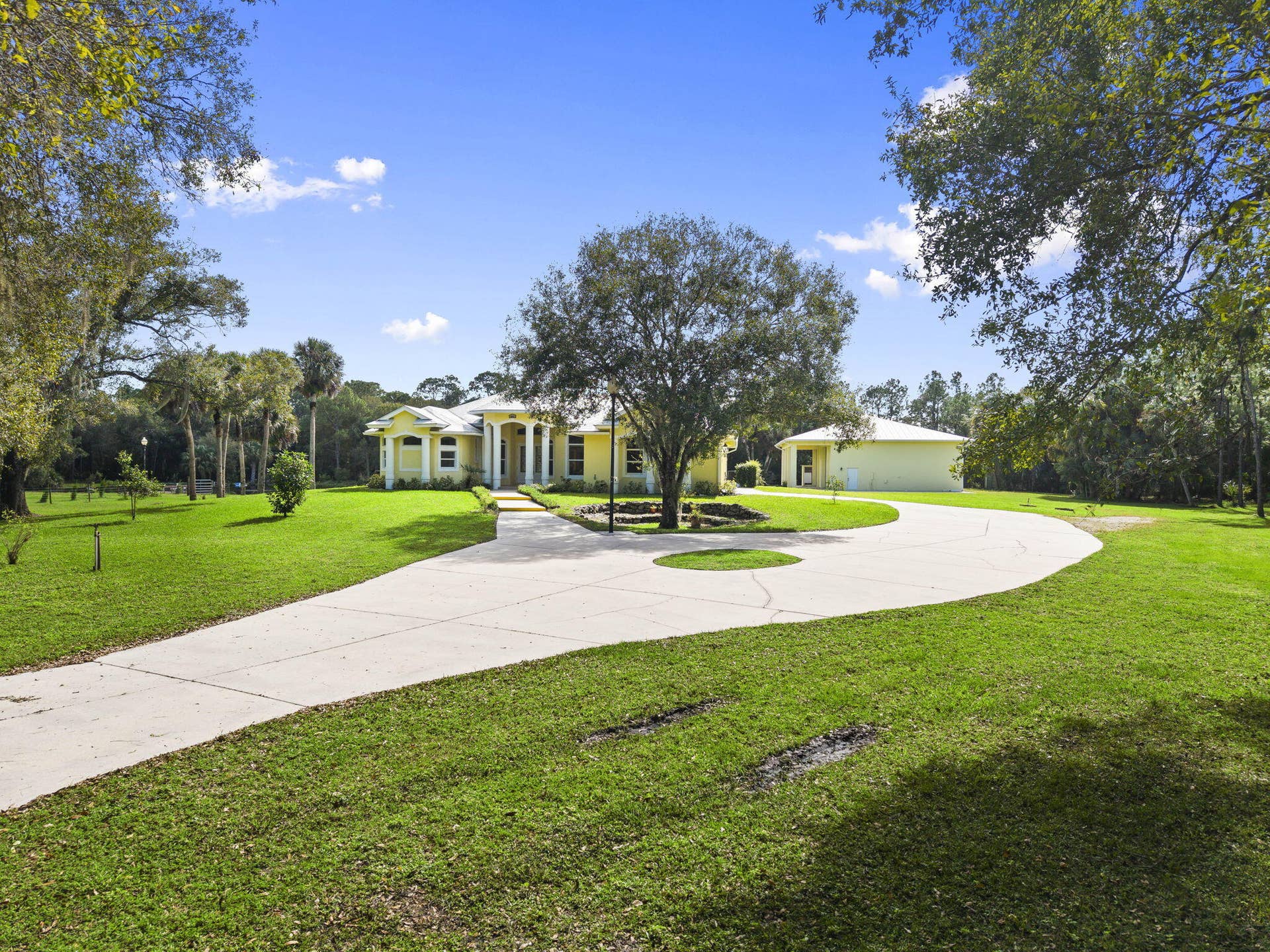 5002 SW Markel Street, Palm City, FL 34990 6-web-or-mls-DJI_20261026140753_0131_D