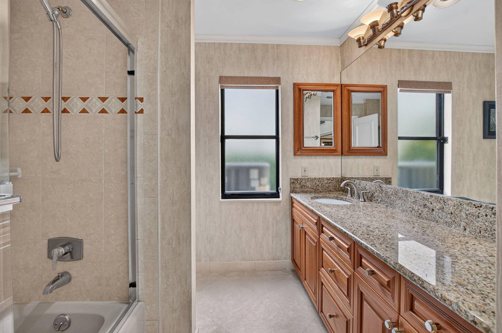 7603 CEDARWOOD Circle, Boca Raton, FL 33434 53-web-or-mls-DSC_6815