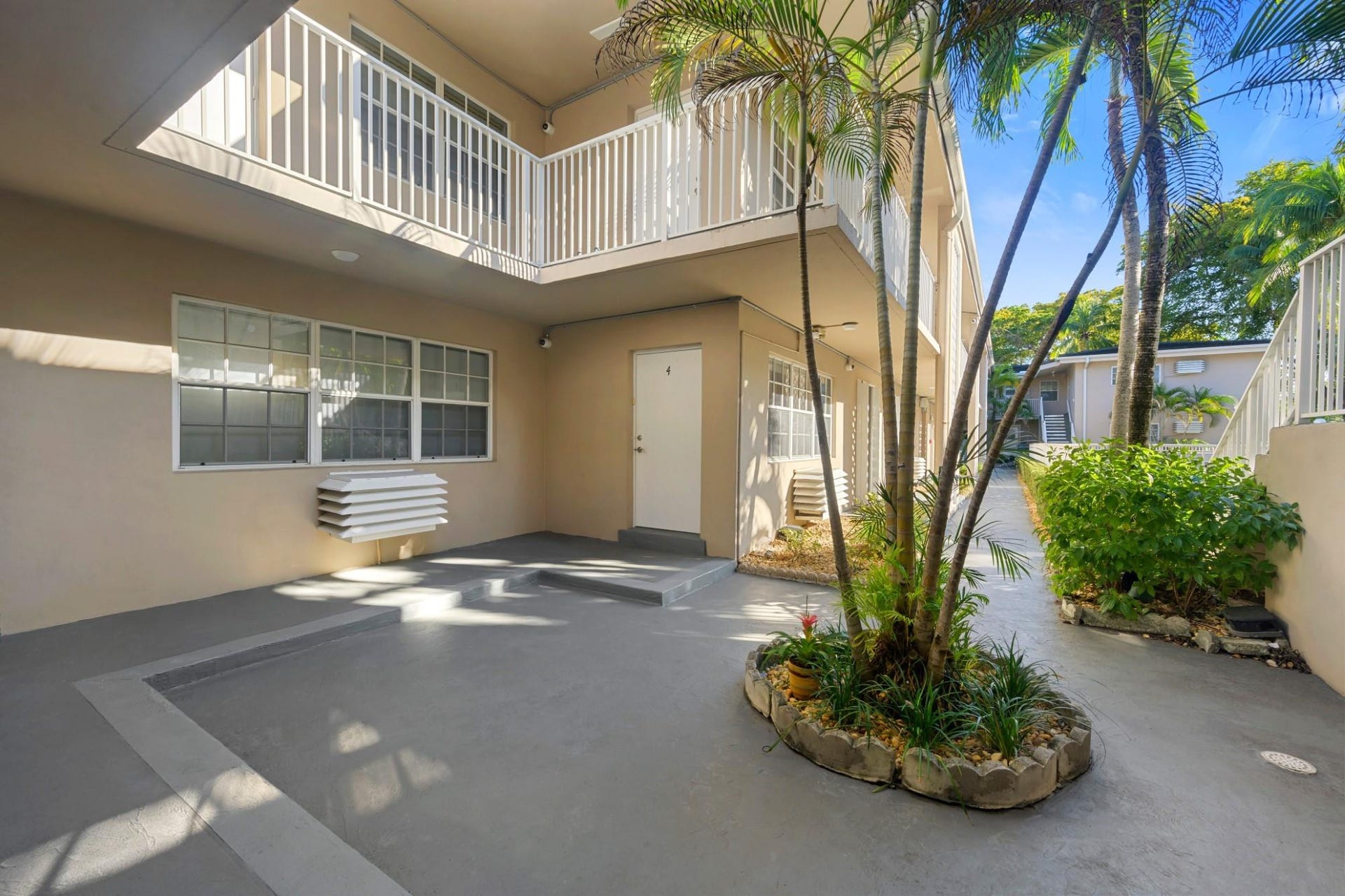 6565 Santona Street, #B16, Coral Gables, Coral Gables, FL 33146 Photo 16
