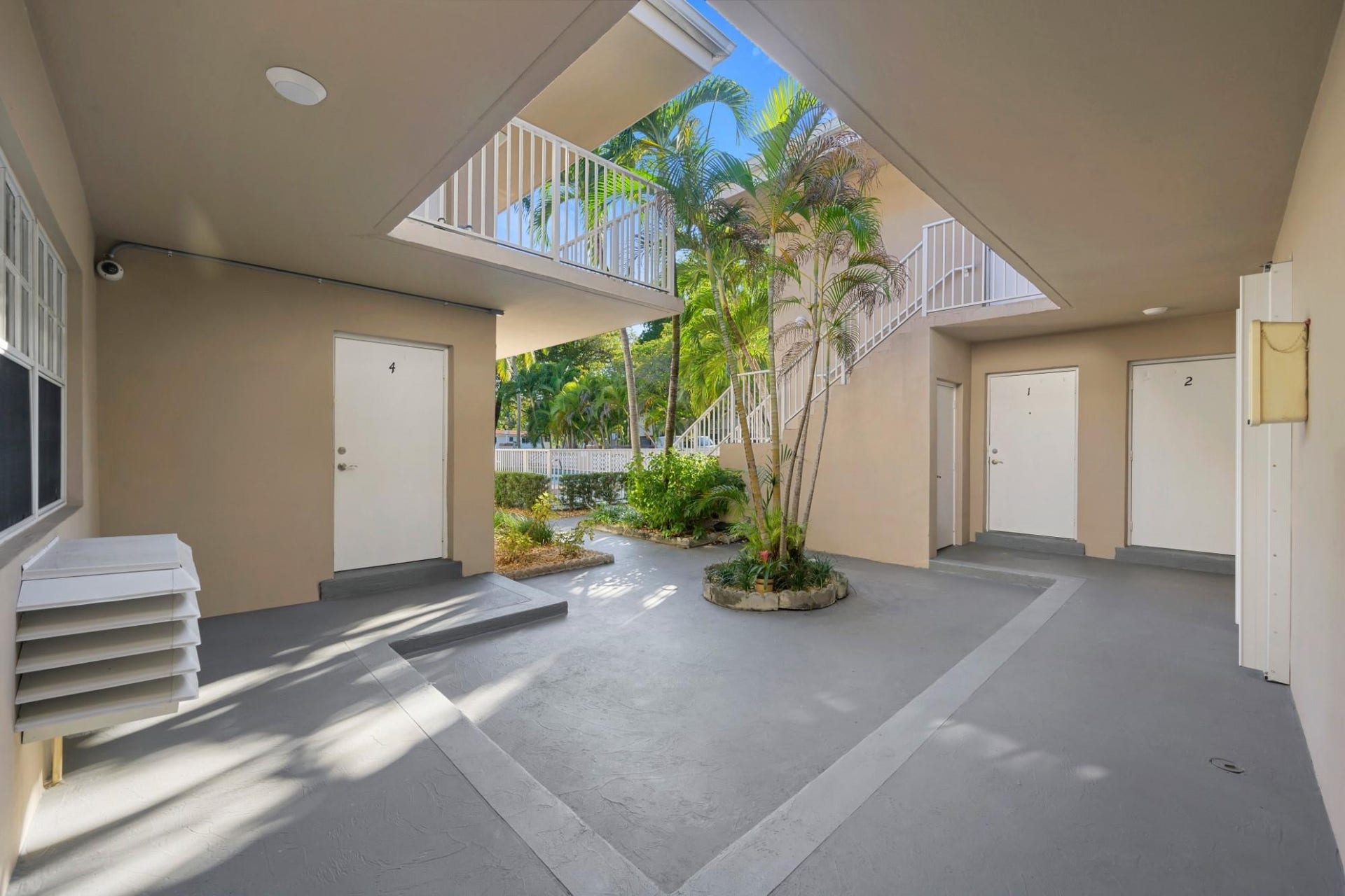 6565 Santona Street, #B16, Coral Gables, Coral Gables, FL 33146 Photo 17