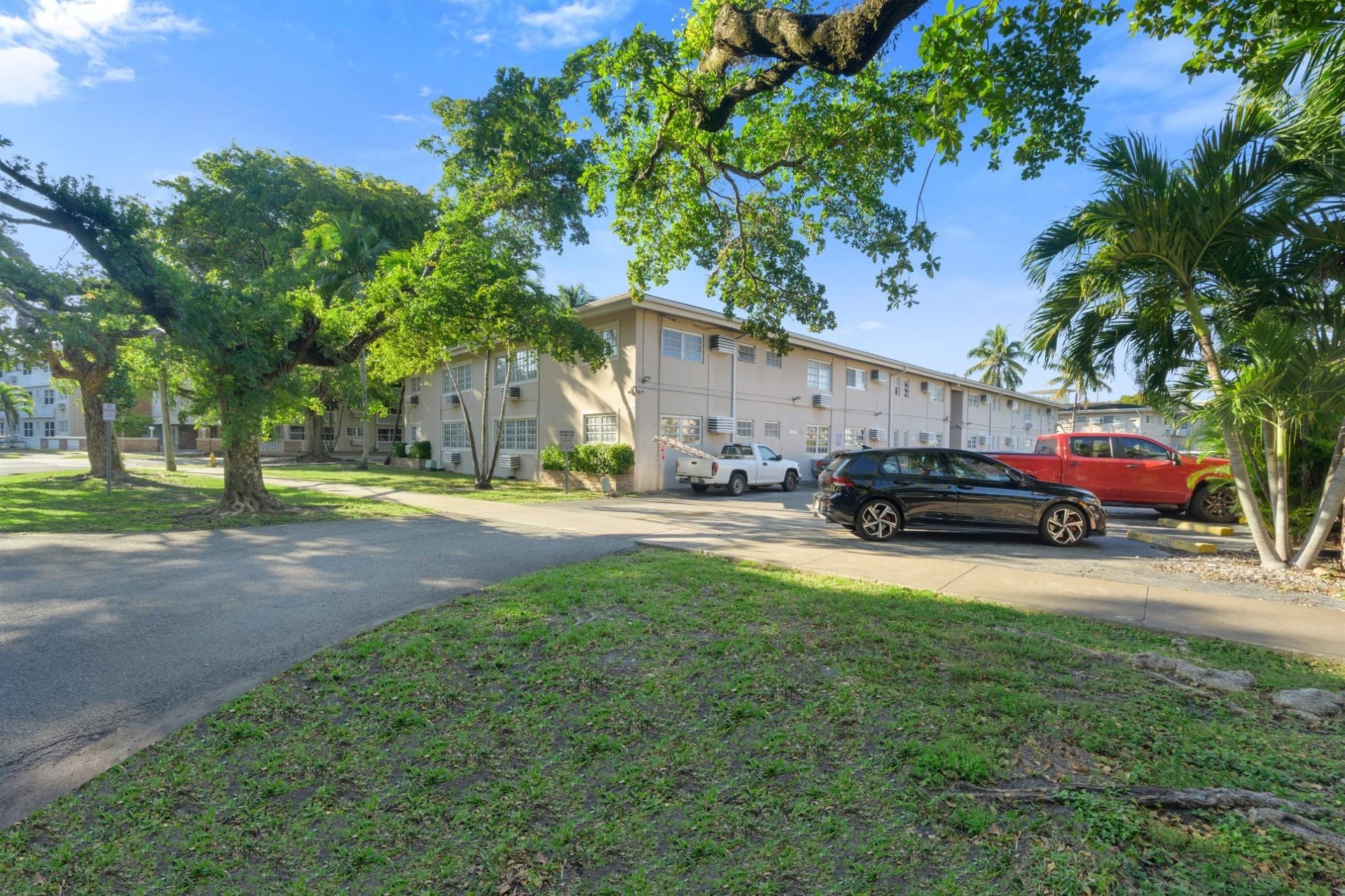6565 Santona Street, #B16, Coral Gables, Coral Gables, FL 33146 Photo 21