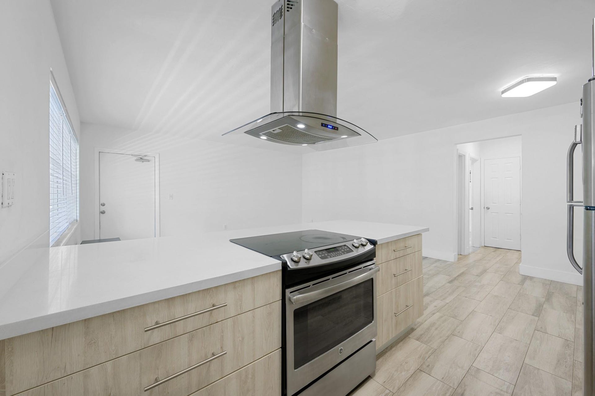6565 Santona Street, #B16, Coral Gables, Coral Gables, FL 33146 Photo 6