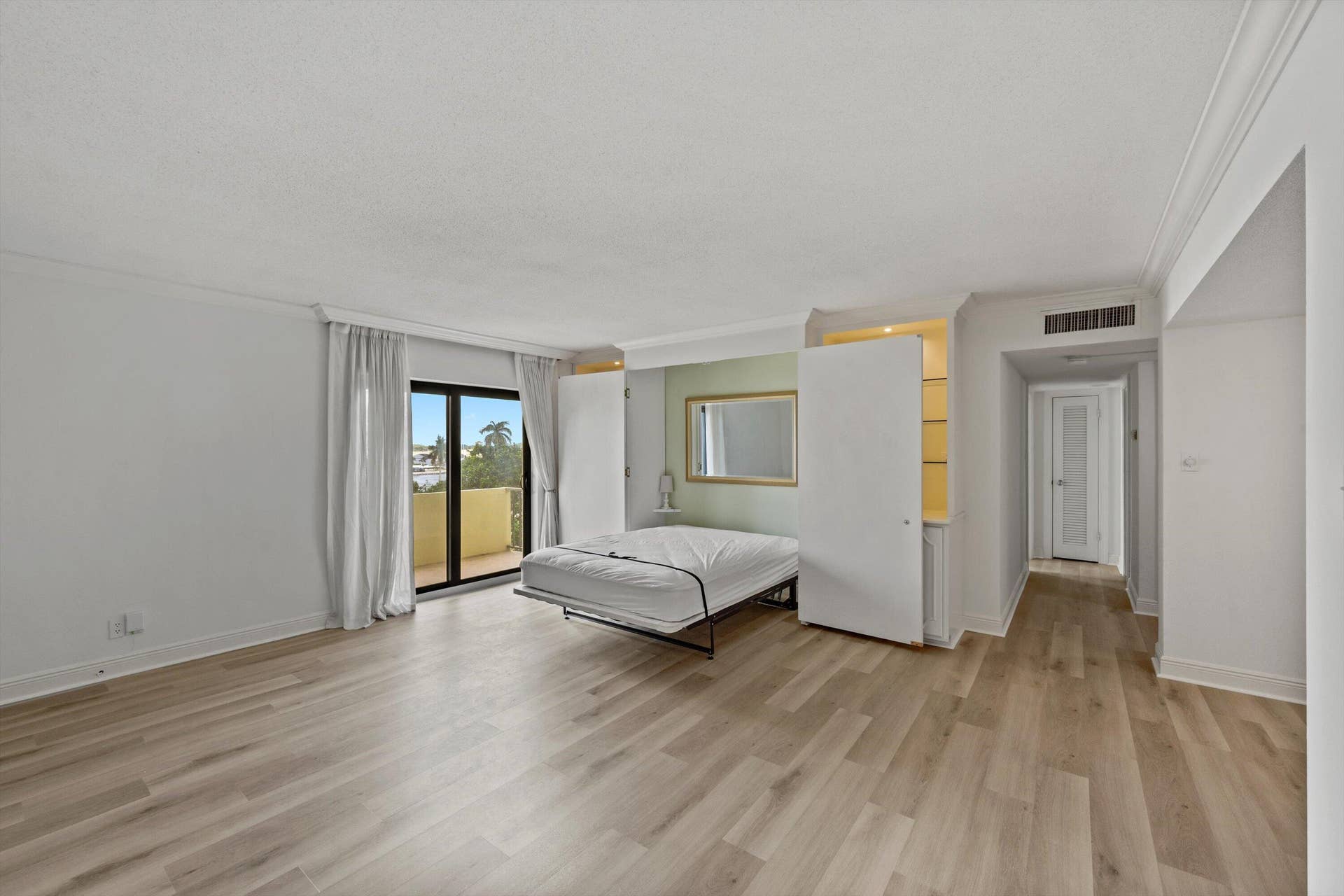 1501 S FLAGLER Drive, #4C, West Palm Beach, FL 33401 16-DSC_3682