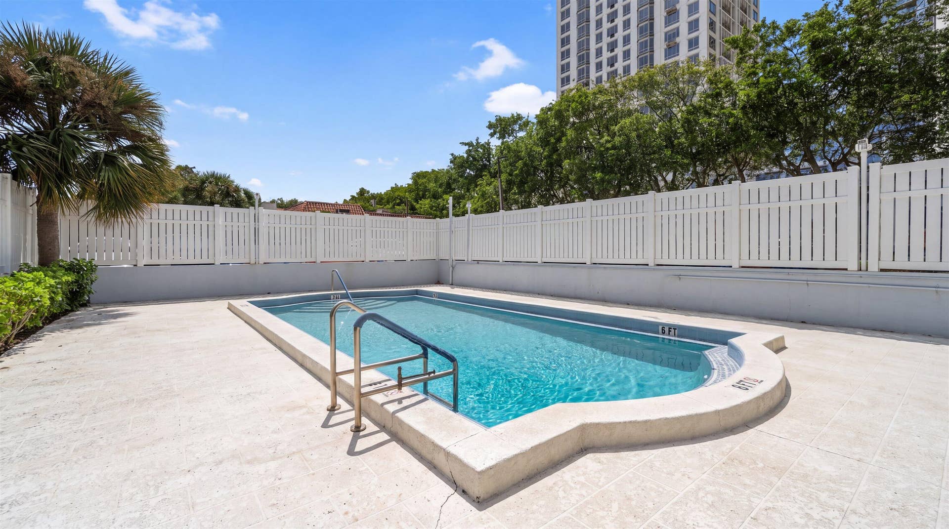 1501 S FLAGLER Drive, #4C, West Palm Beach, FL 33401 20-1501 S Flagler Dr 4C