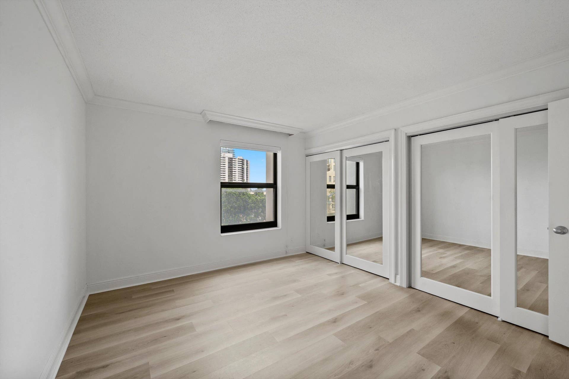 1501 S FLAGLER Drive, #4C, West Palm Beach, FL 33401 10-DSC_3616