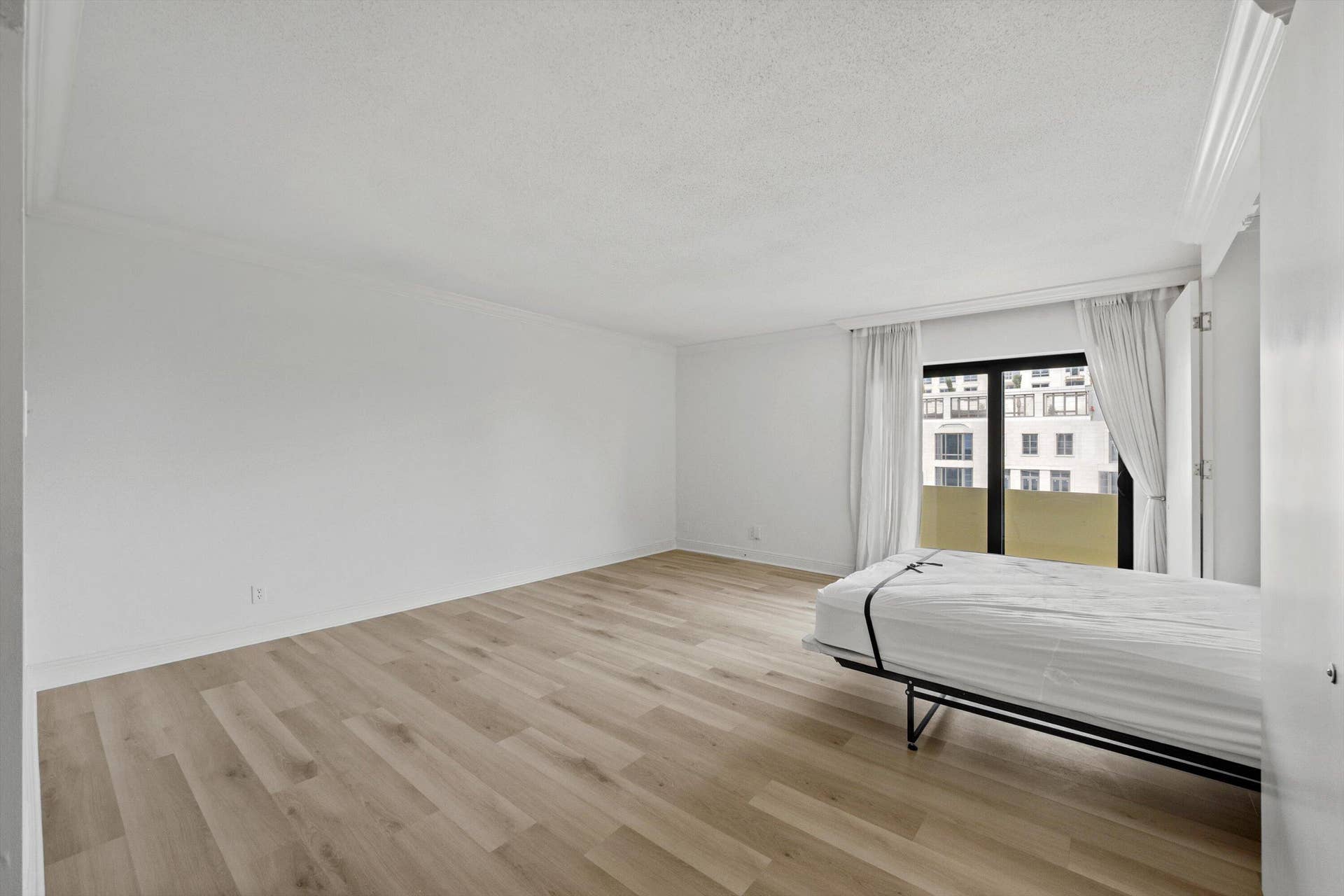 1501 S FLAGLER Drive, #4C, West Palm Beach, FL 33401 14-DSC_3673