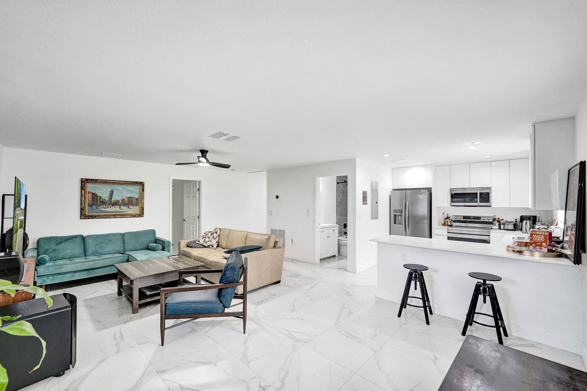 830 NW 19TH Terrace, Fort Lauderdale, FL 33311 DSC09887